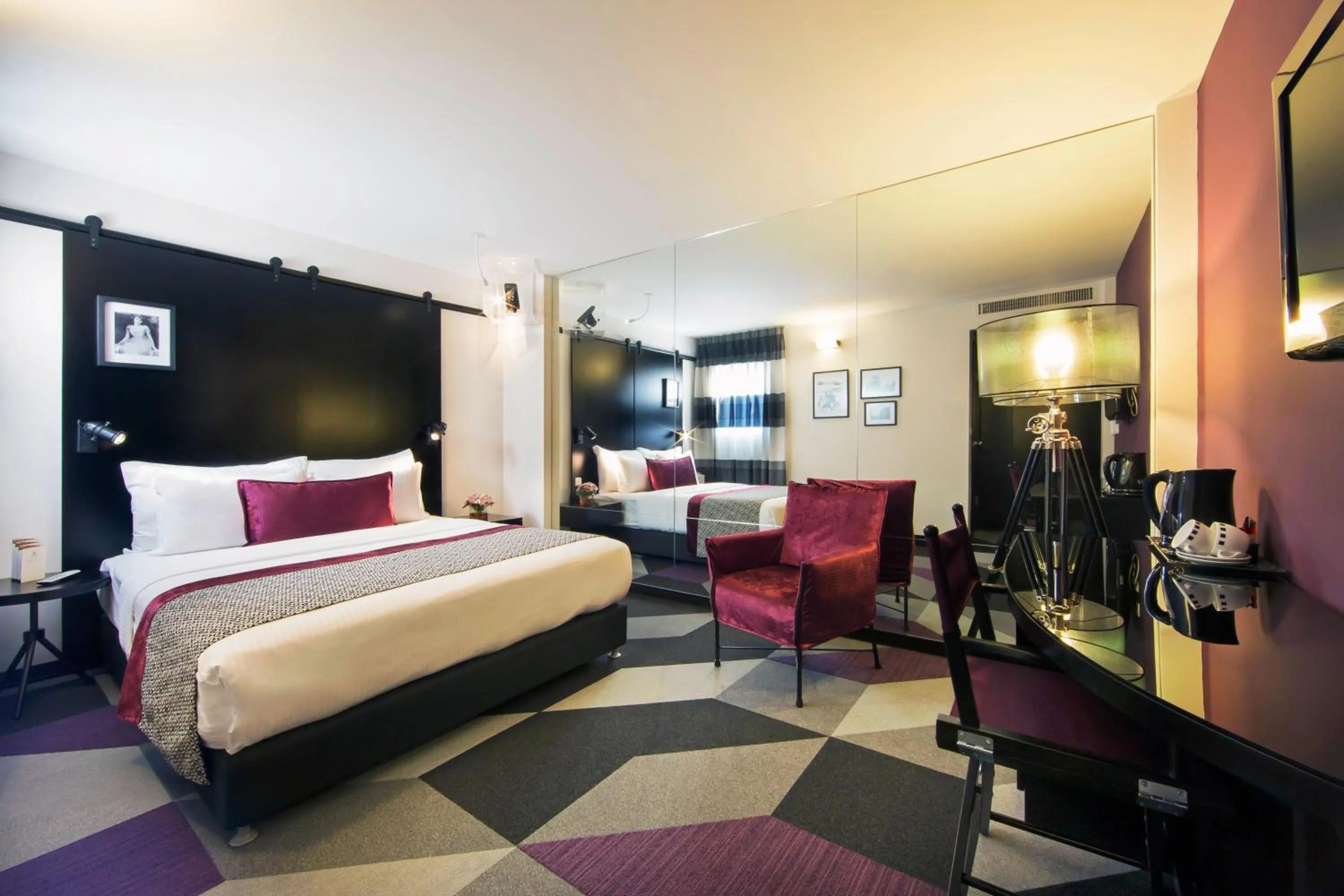 Photo of the whole room, Bed in Cinema Hotel - an Atlas Boutique Hotel