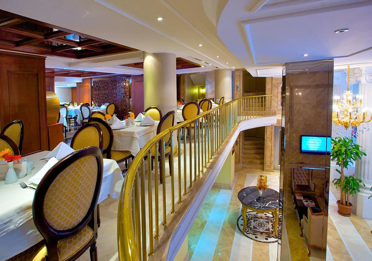 Restaurant/places to eat in Tilia Hotel