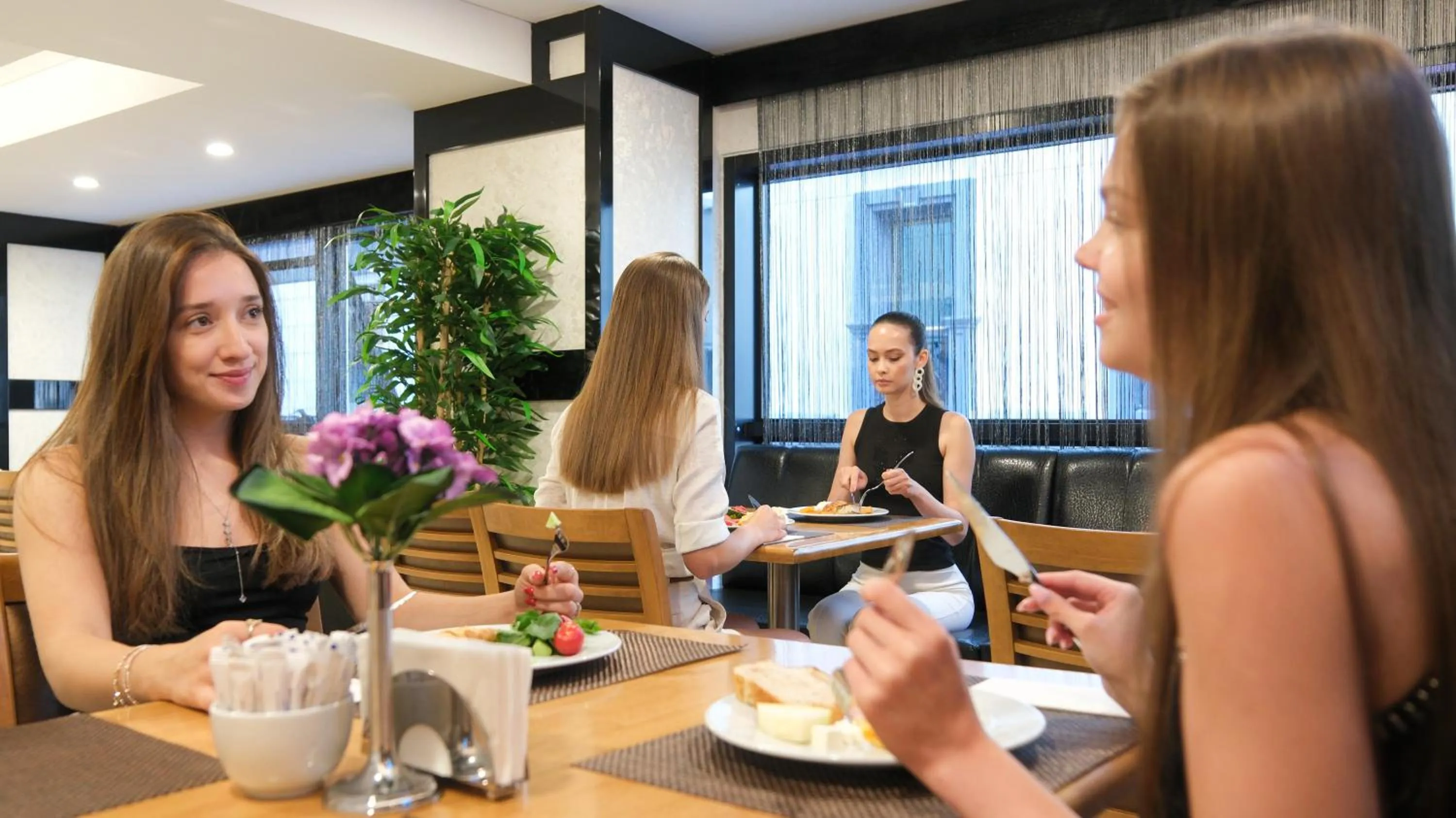 Breakfast in İstanbul Trend Hotel Old City