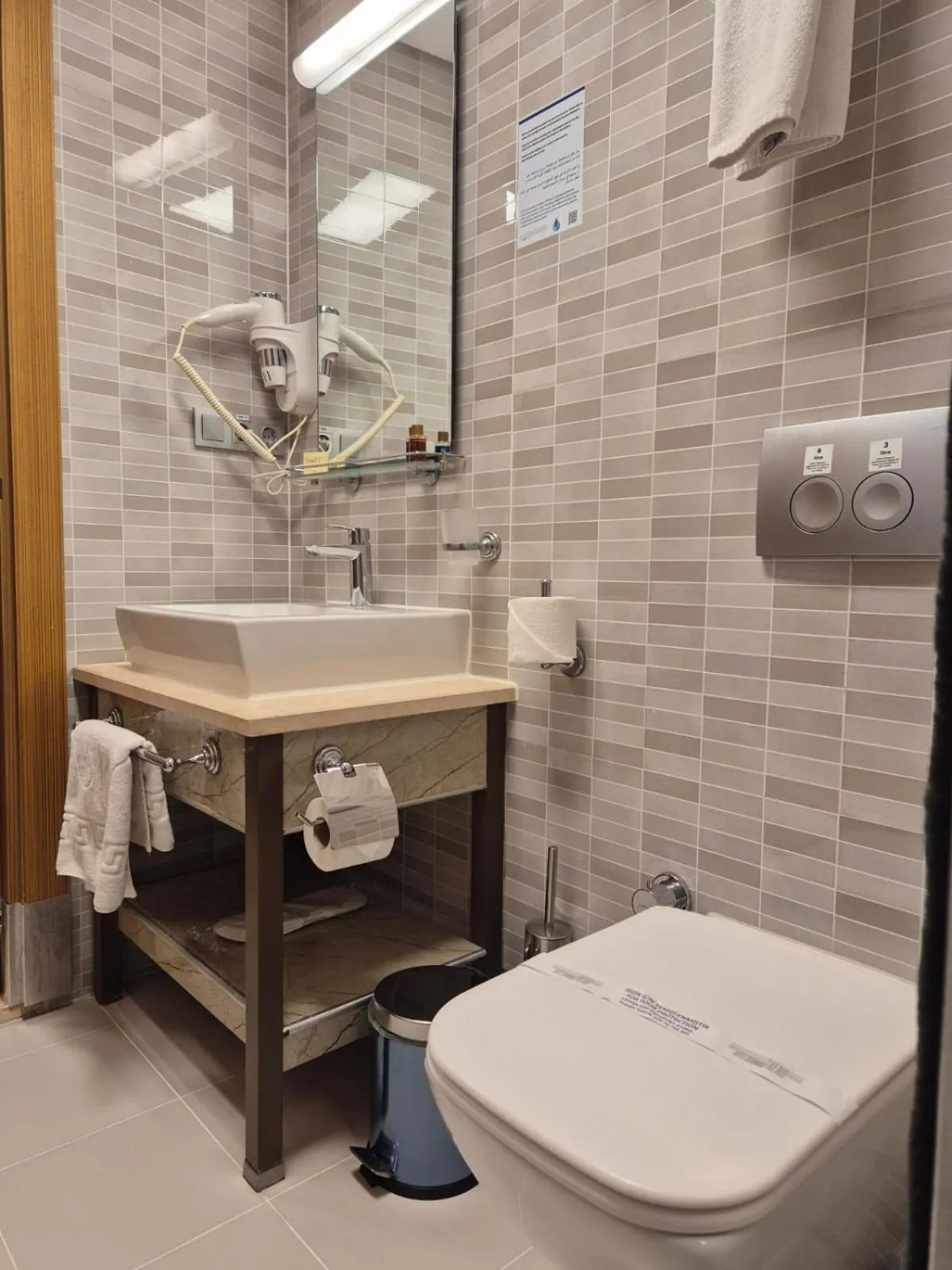 Shower in İstanbul Trend Hotel Old City