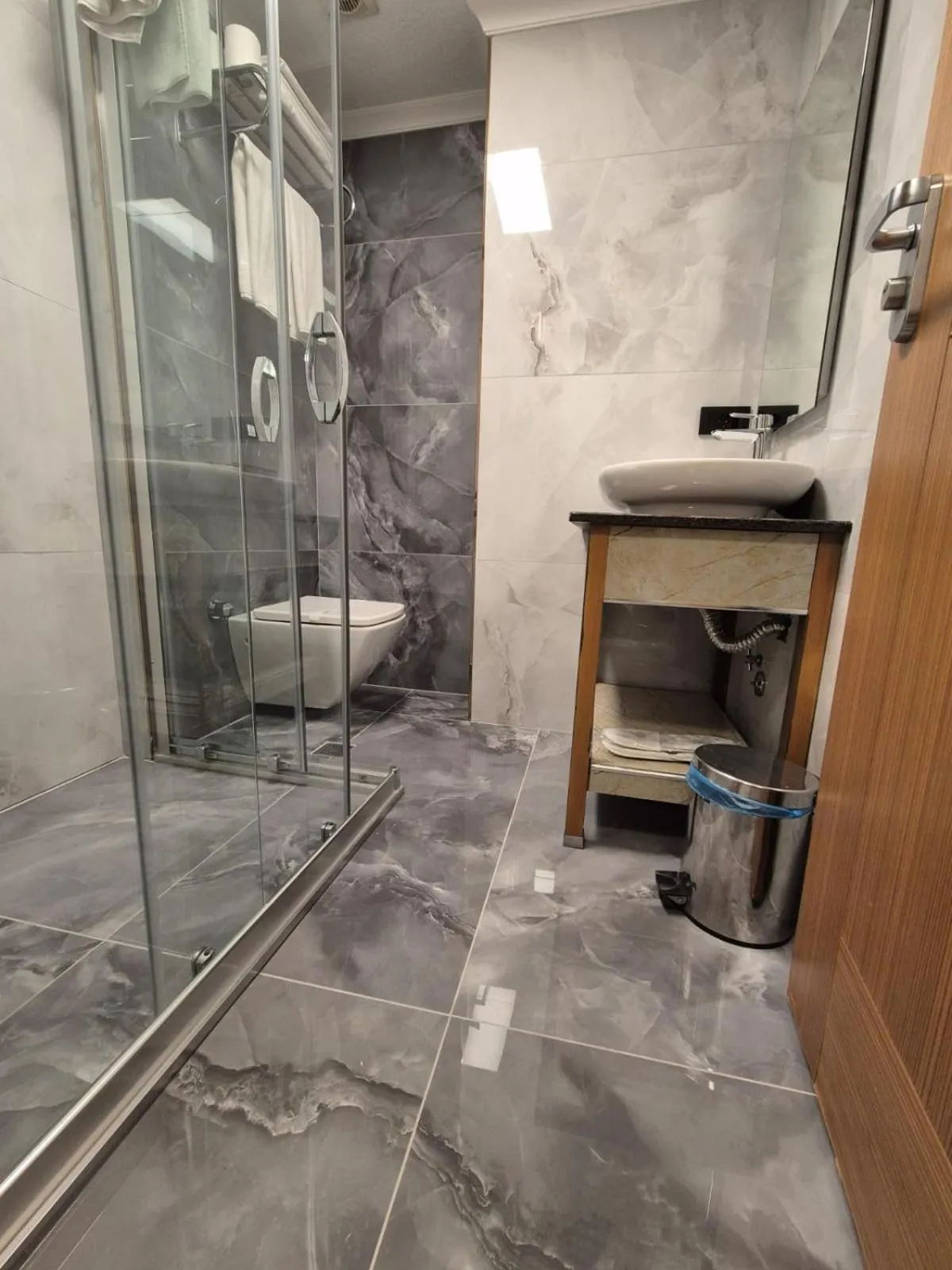 Shower in İstanbul Trend Hotel Old City