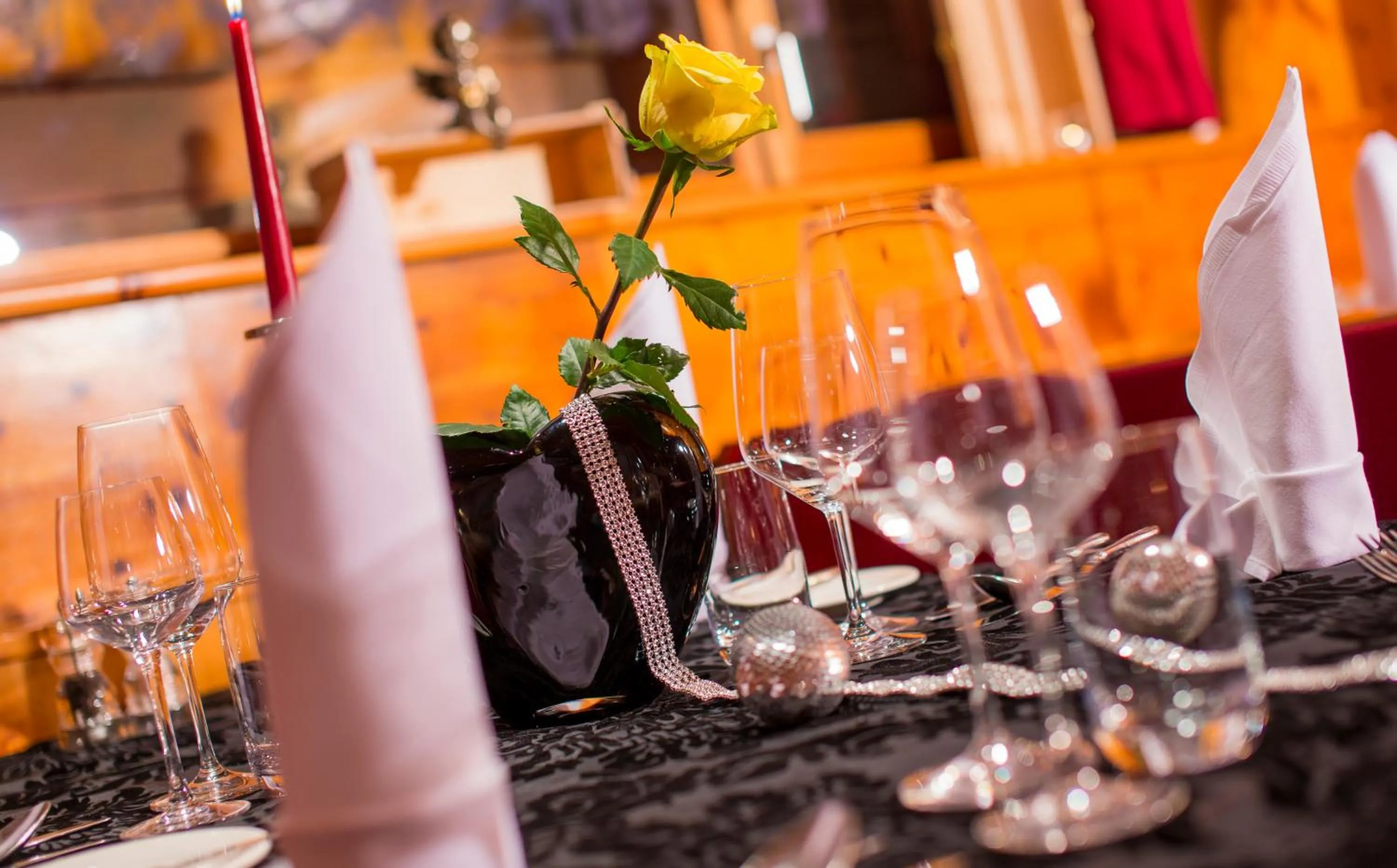 Restaurant/places to eat in Hotel Excelsior