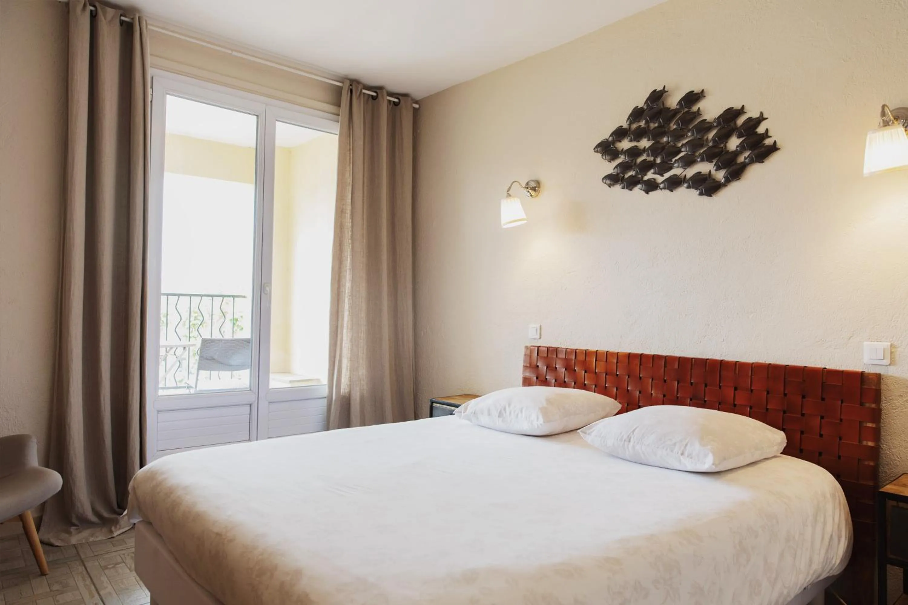 Bedroom, Bed in Coq Hotel