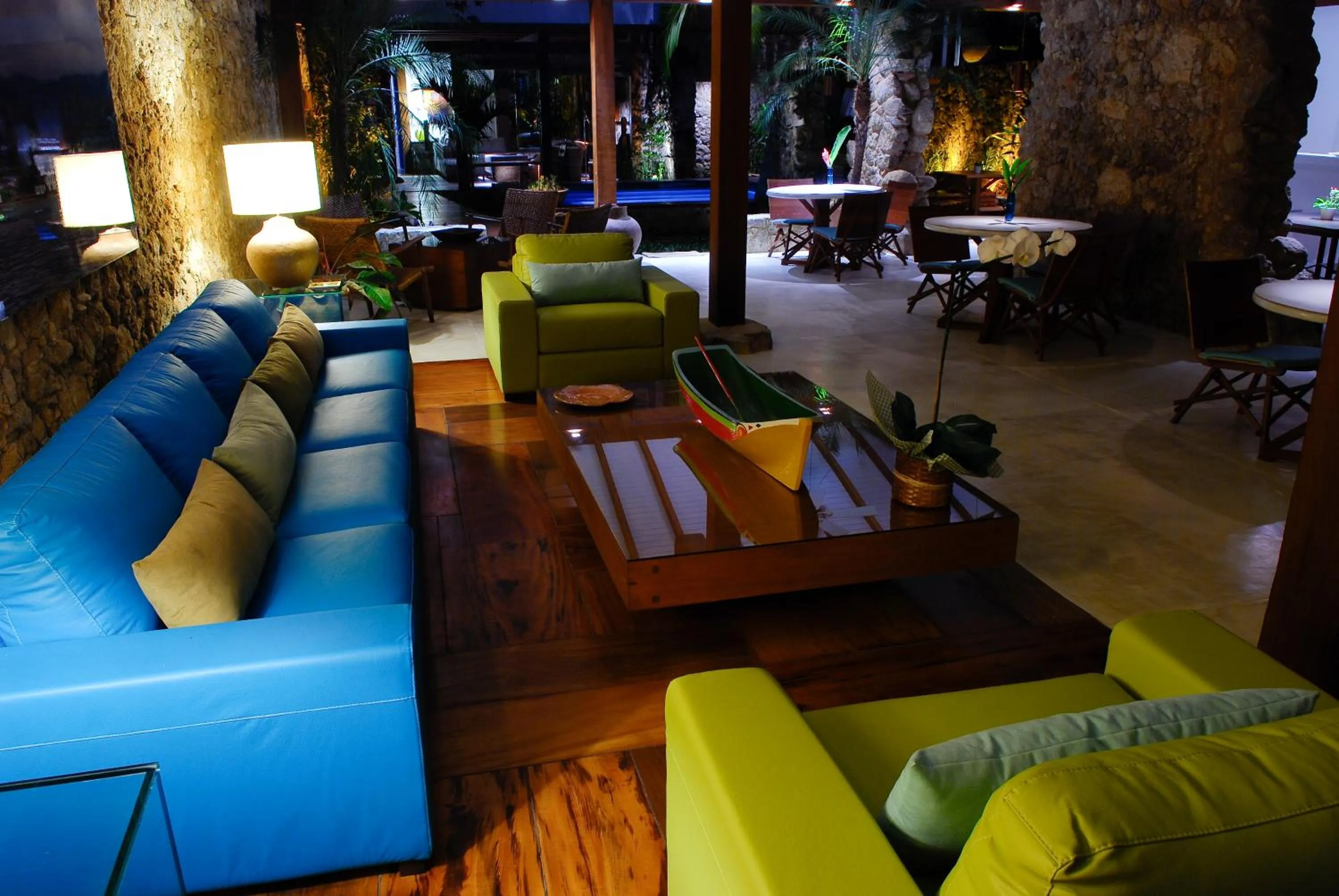 Communal lounge/ TV room in Casa Turquesa - Maison D´Hôtes