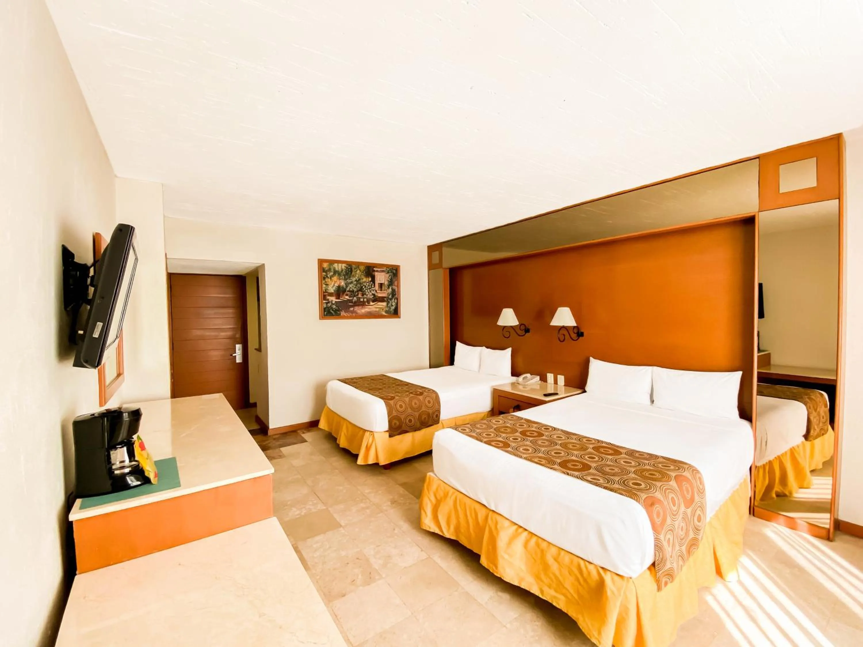 View (from property/room), Bed in Plaza Pelicanos Club Beach Resort All Inclusive