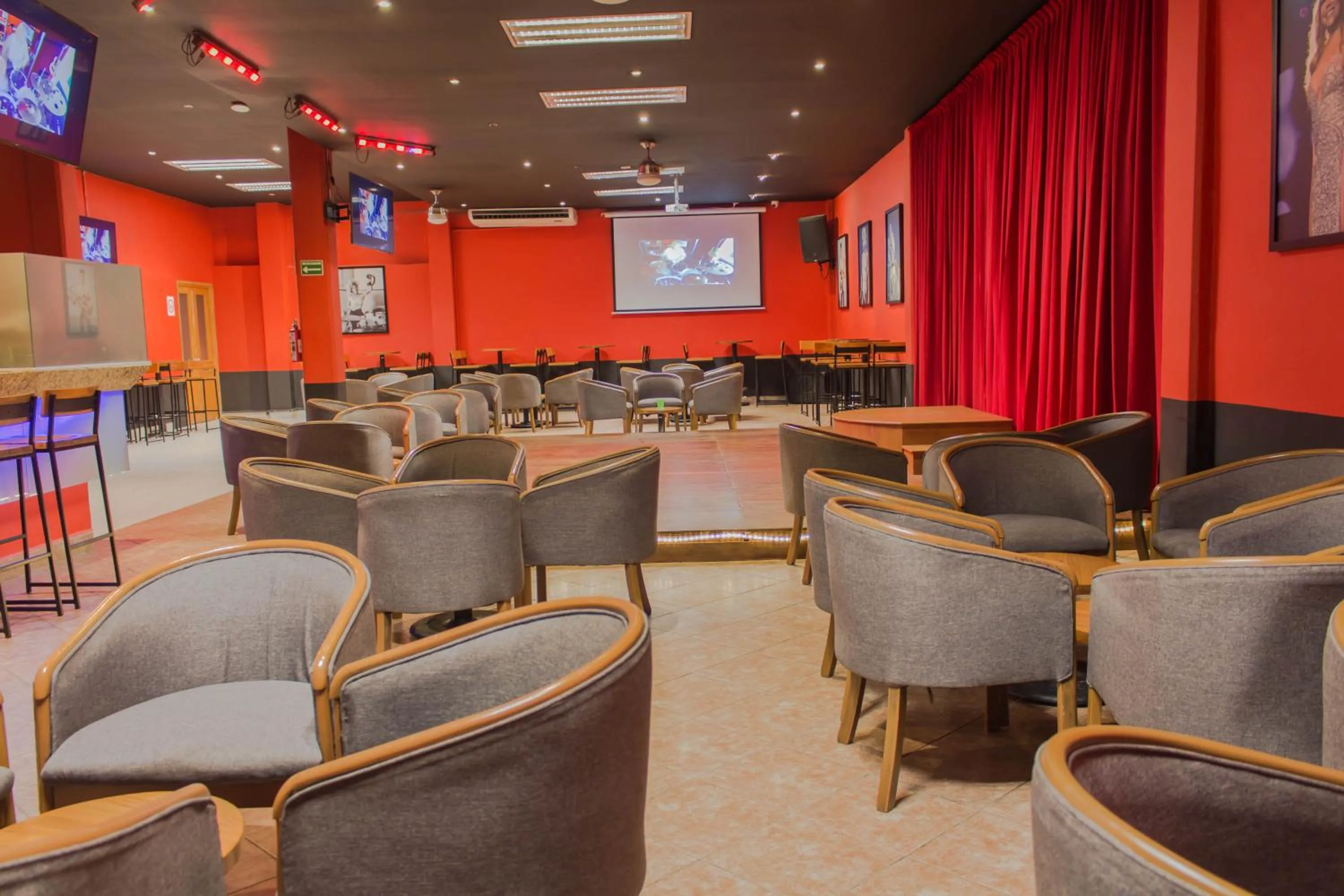 Billiard in Plaza Pelicanos Club Beach Resort All Inclusive