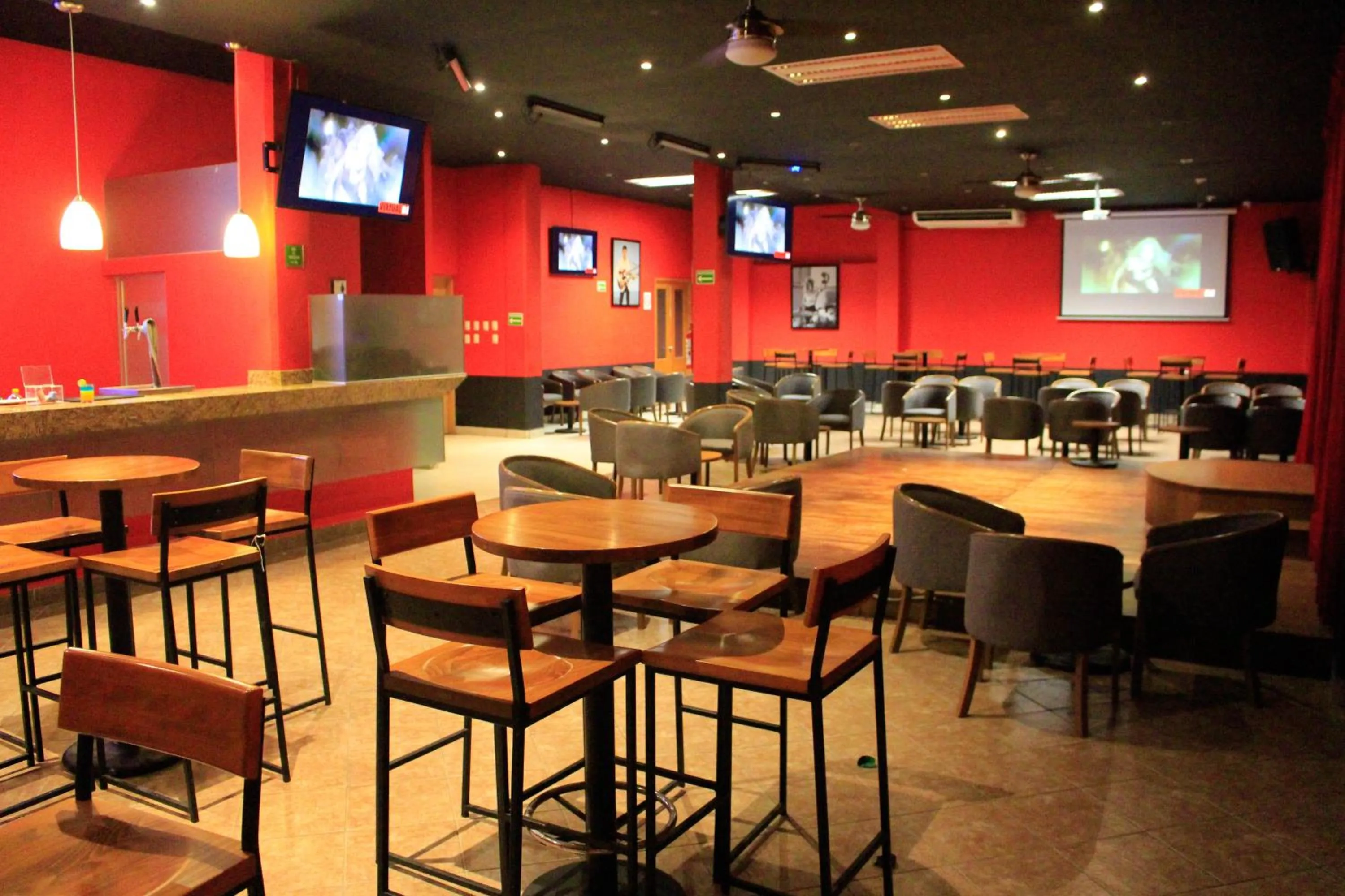 Billiard in Plaza Pelicanos Club Beach Resort All Inclusive