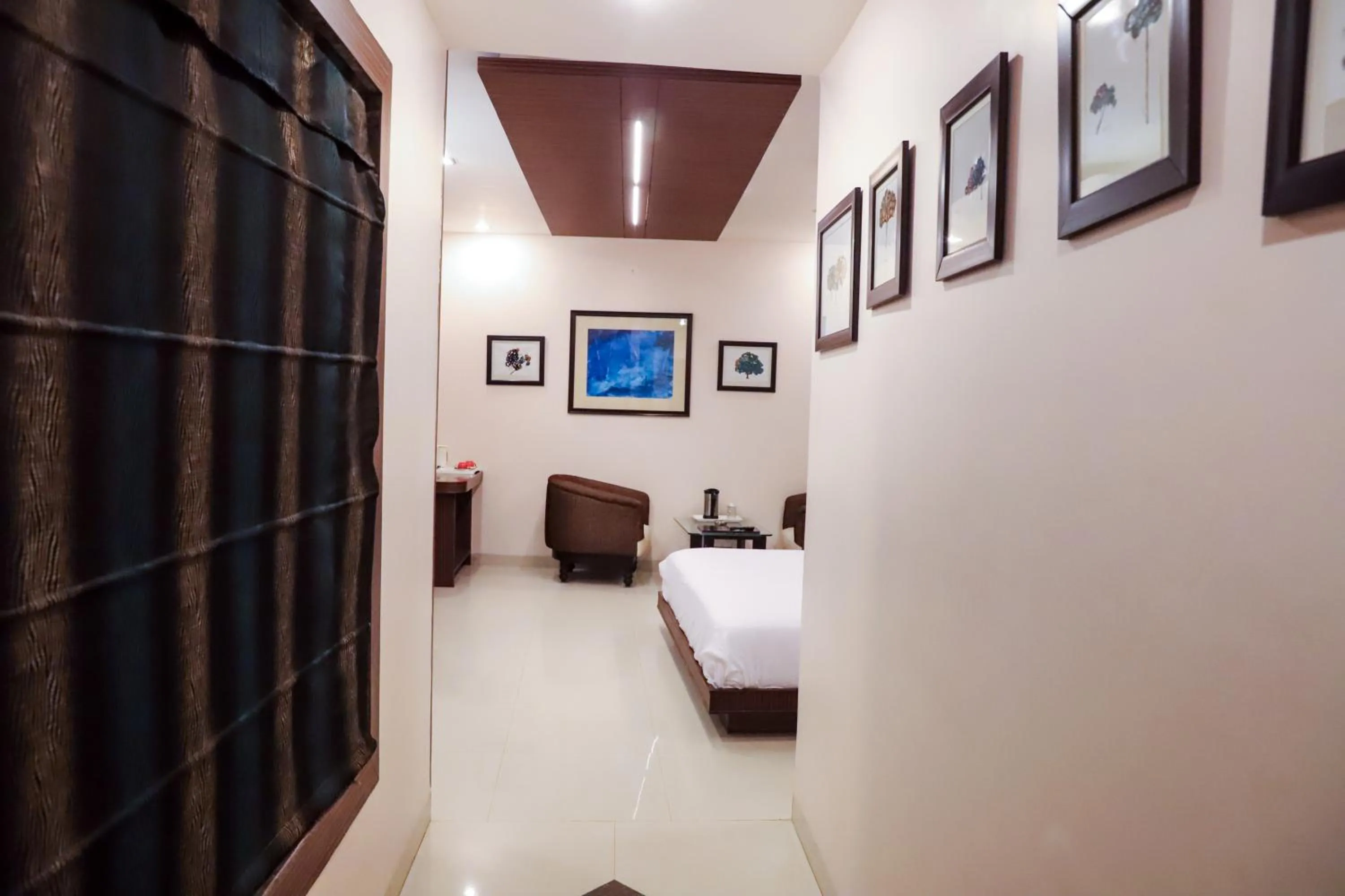 Seating area, Bed in Vijan Palace