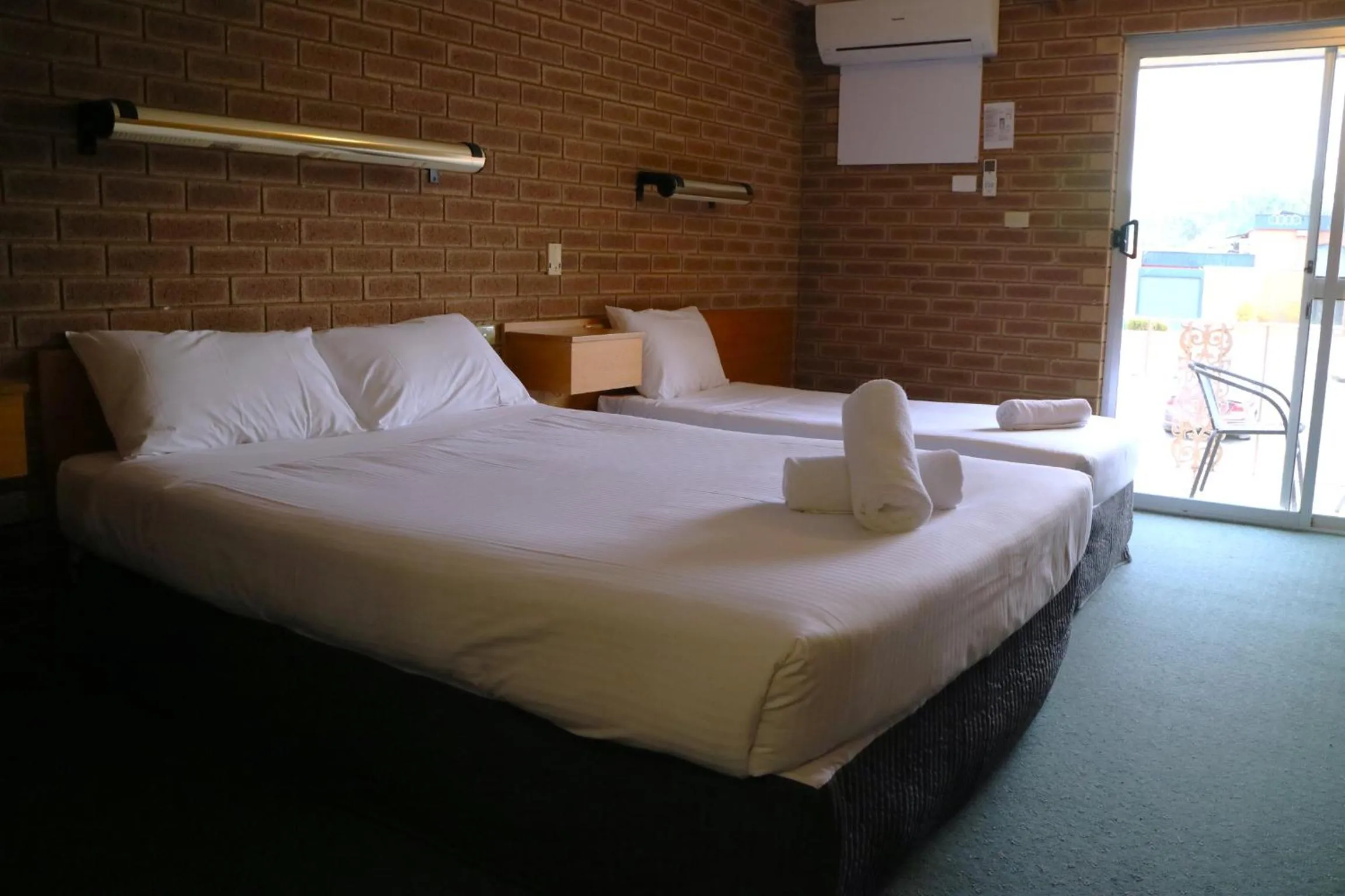 Bedroom, Bed in Corowa Golf Club Motel