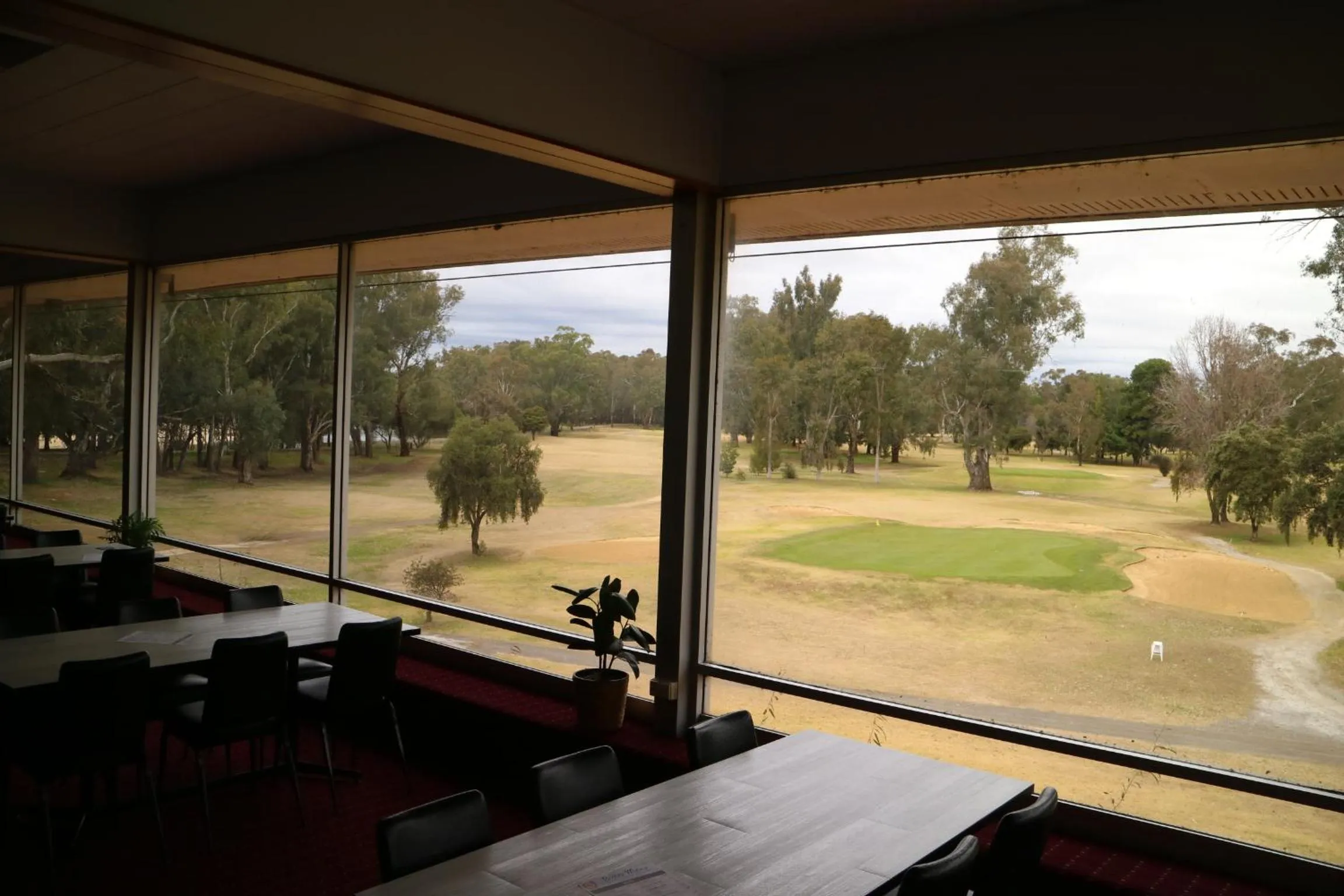 Dining area in Corowa Golf Club Motel