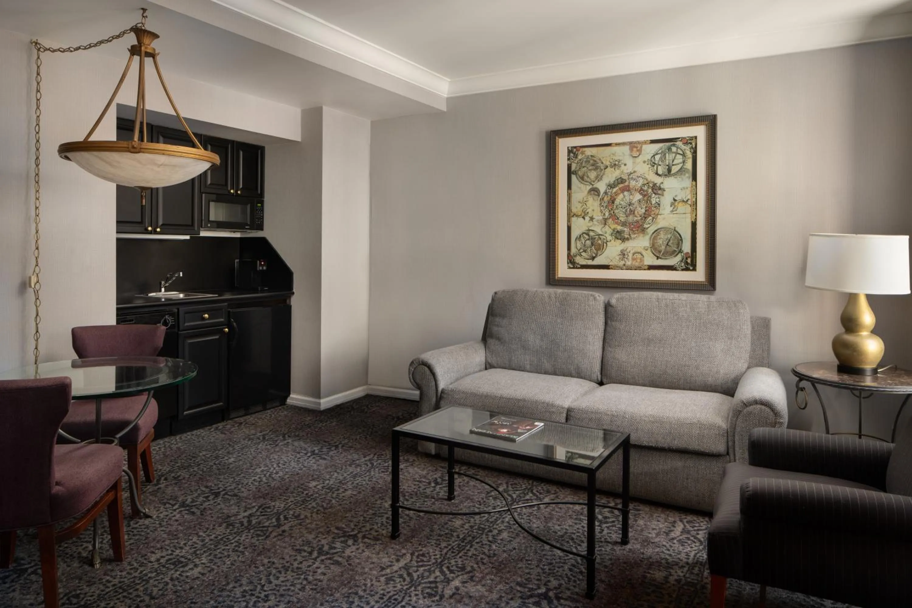 Kitchen or kitchenette in The Manhattan Club