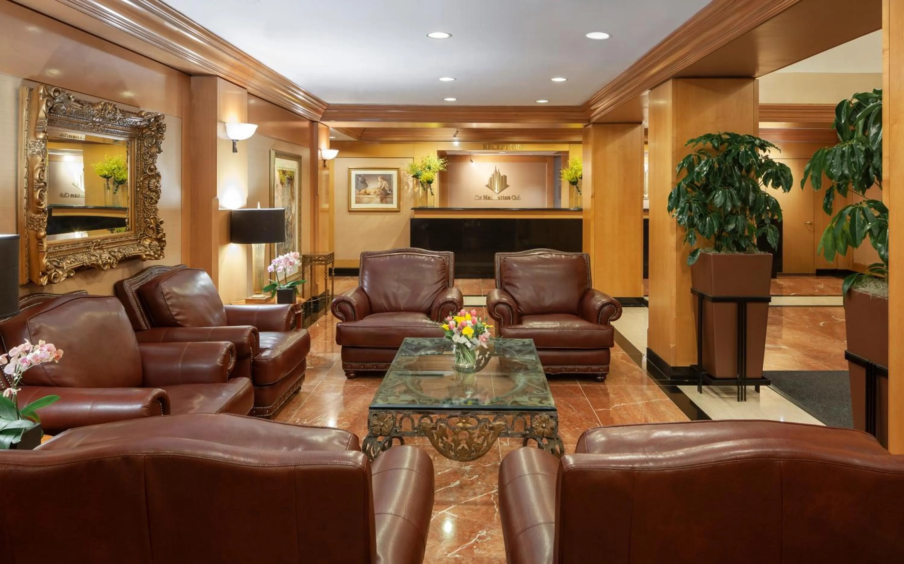 Lobby or reception in The Manhattan Club