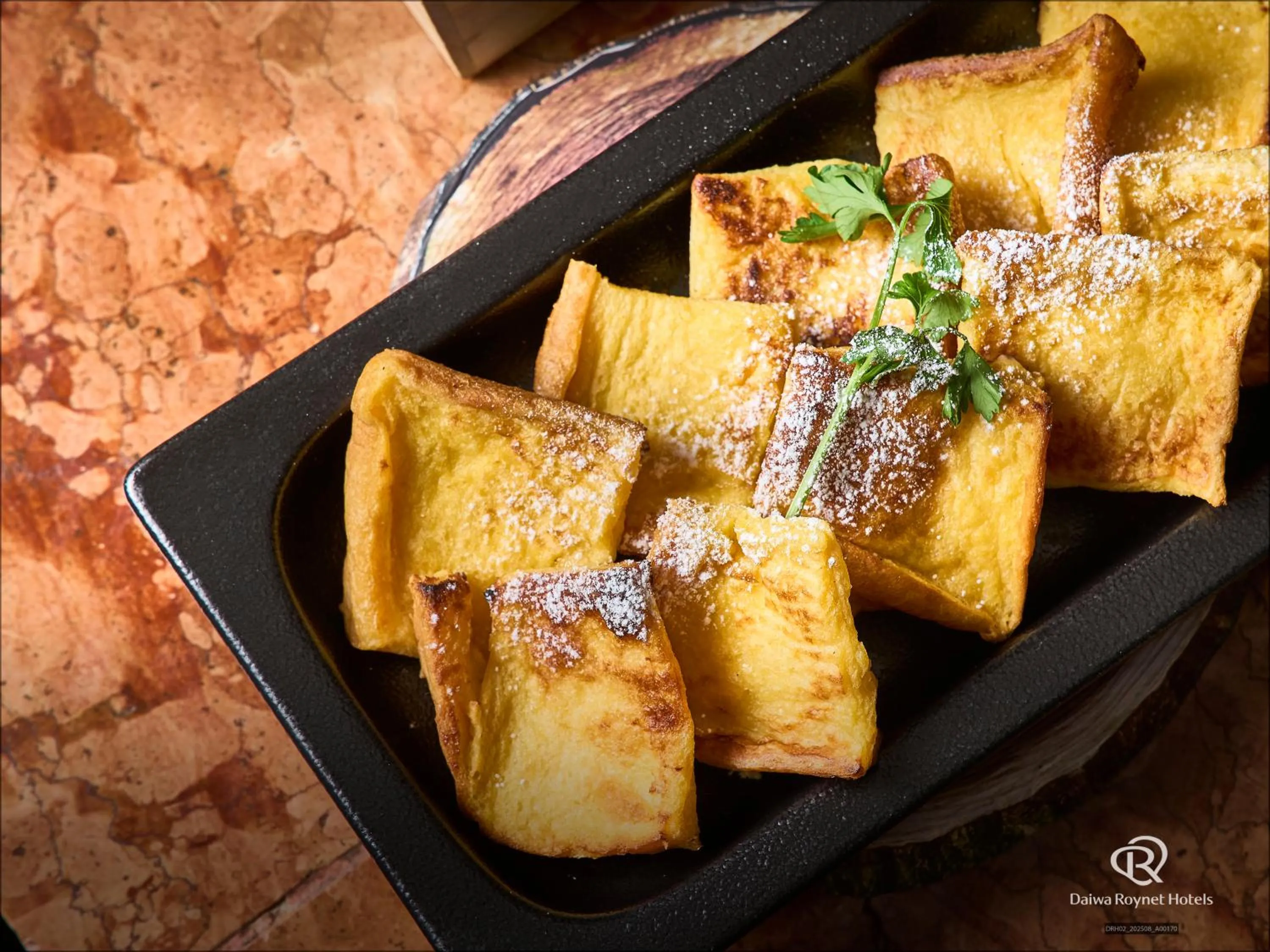 Buffet breakfast in Daiwa Roynet Hotel Tokyo Osaki