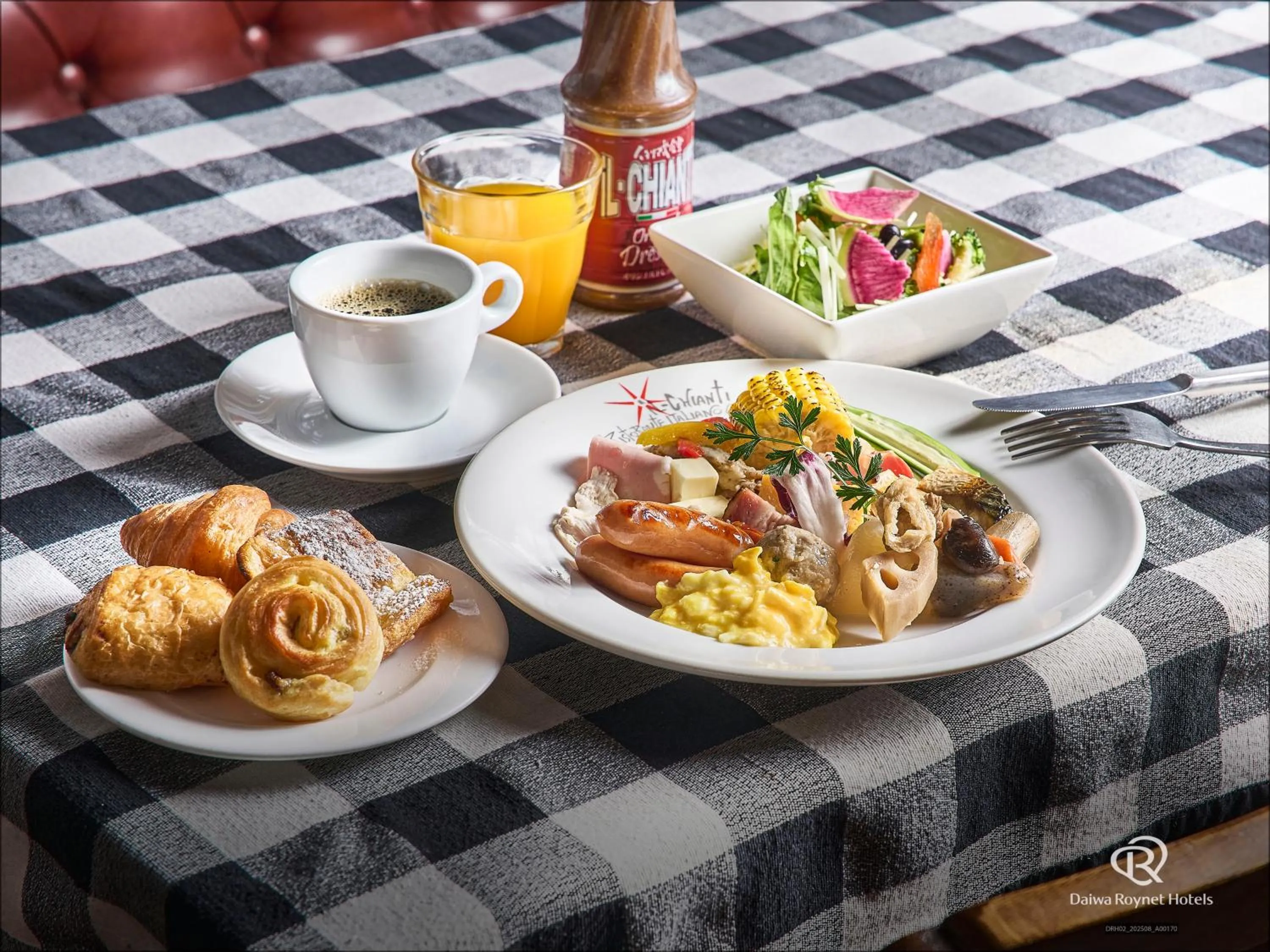 Buffet breakfast in Daiwa Roynet Hotel Tokyo Osaki