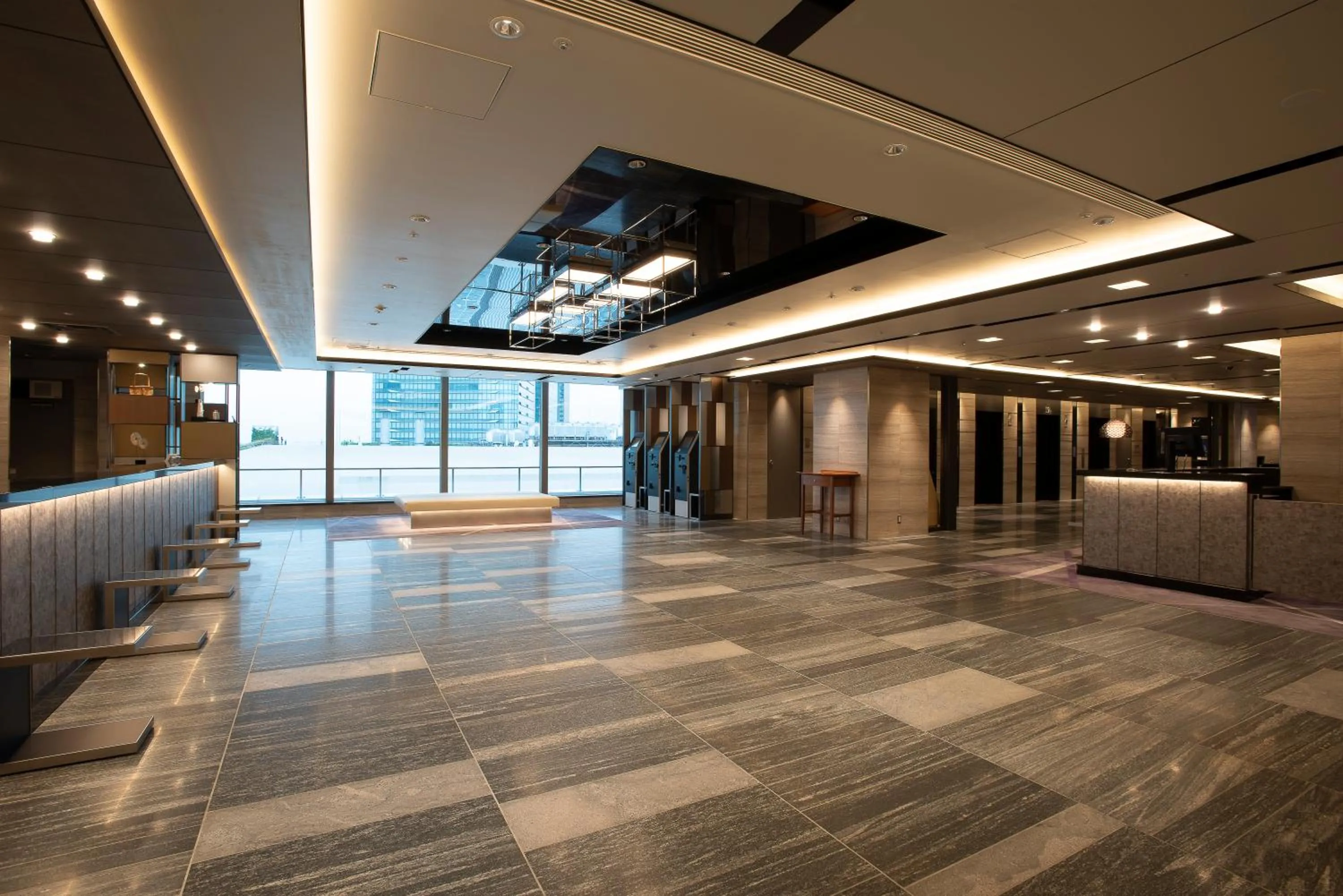 Lobby or reception in Hotel Granvia Osaka-JR Hotel Group