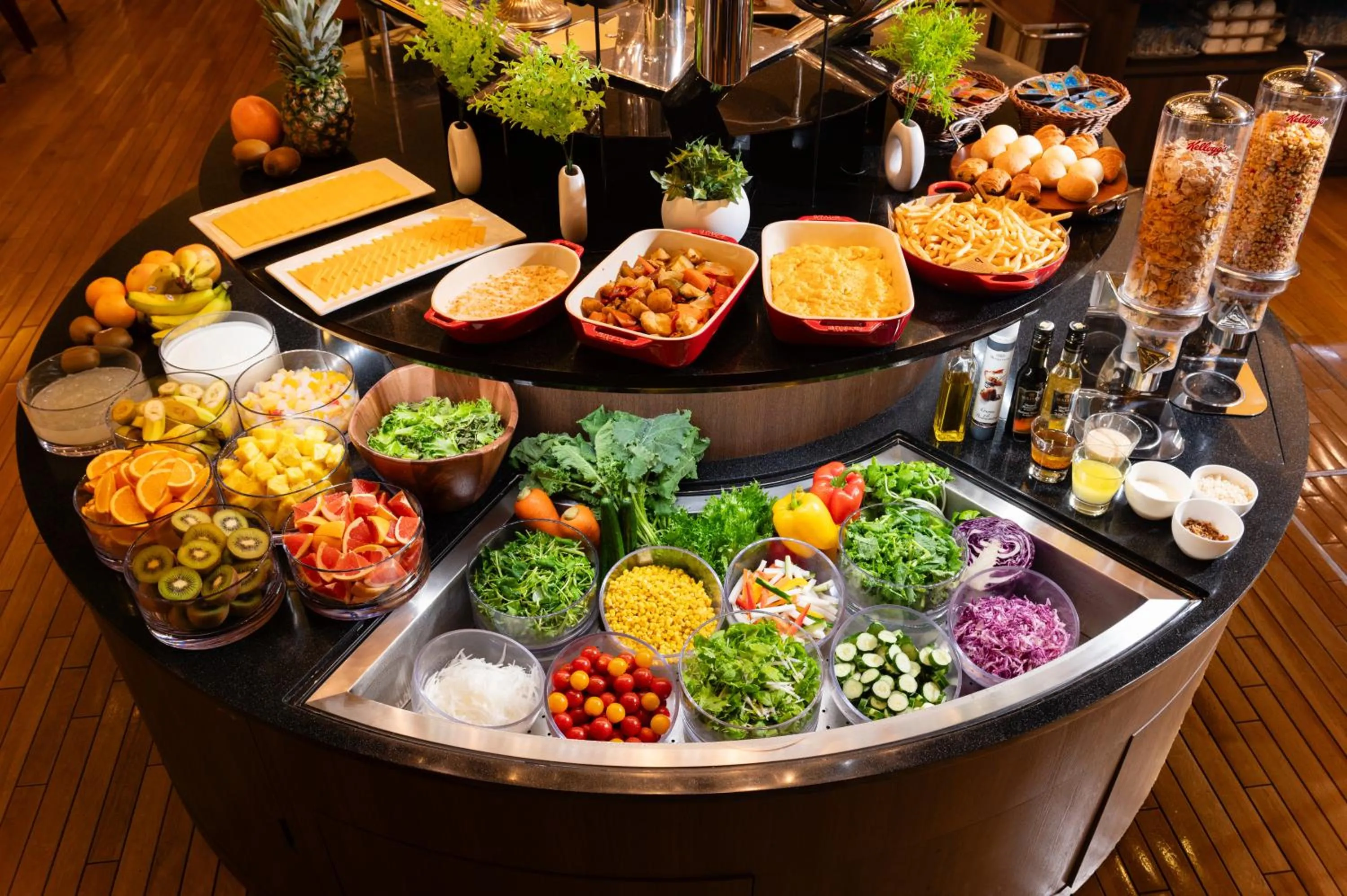 Breakfast in Hotel Granvia Osaka-JR Hotel Group