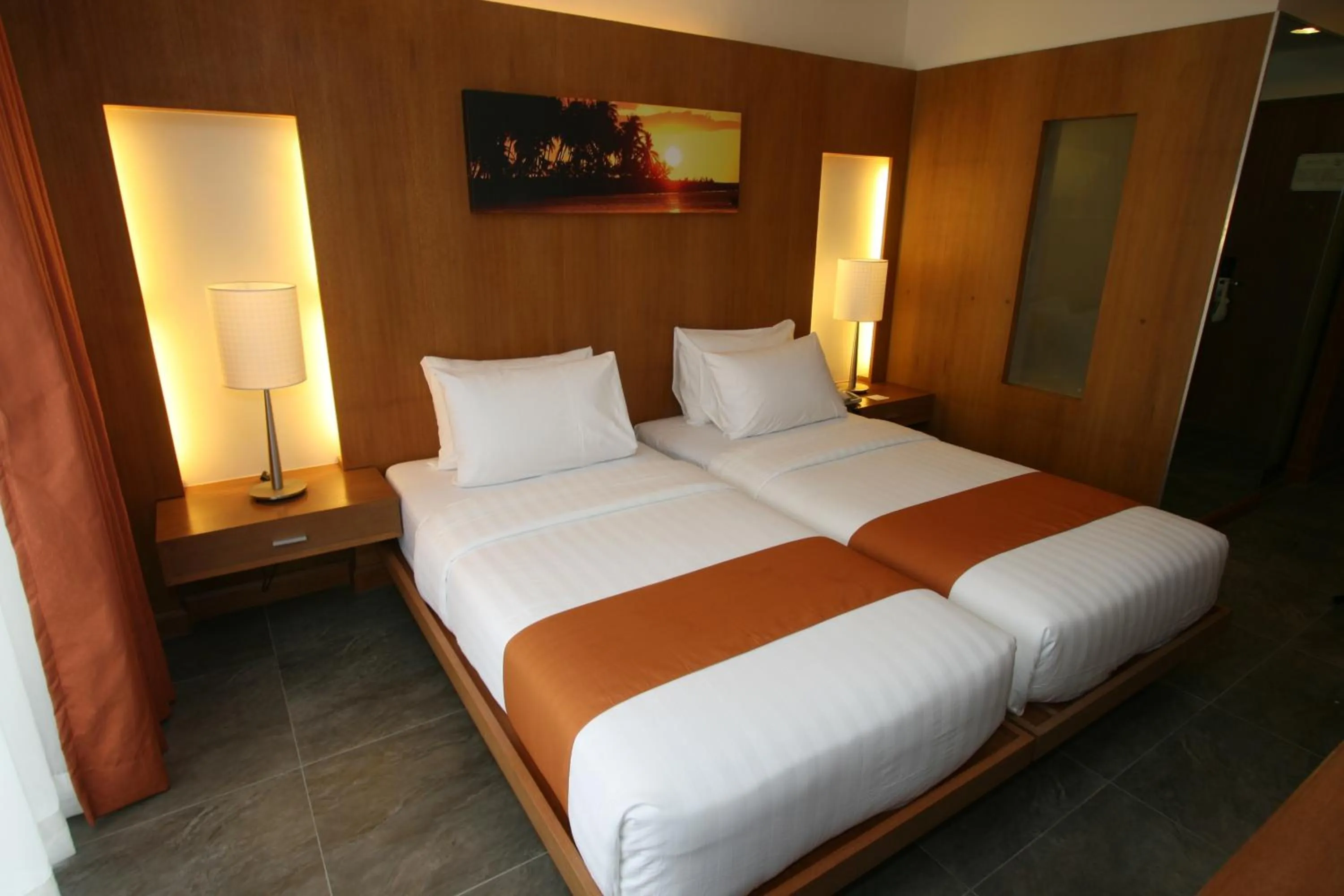 Bedroom, Bed in Crown Regency Beach Resort