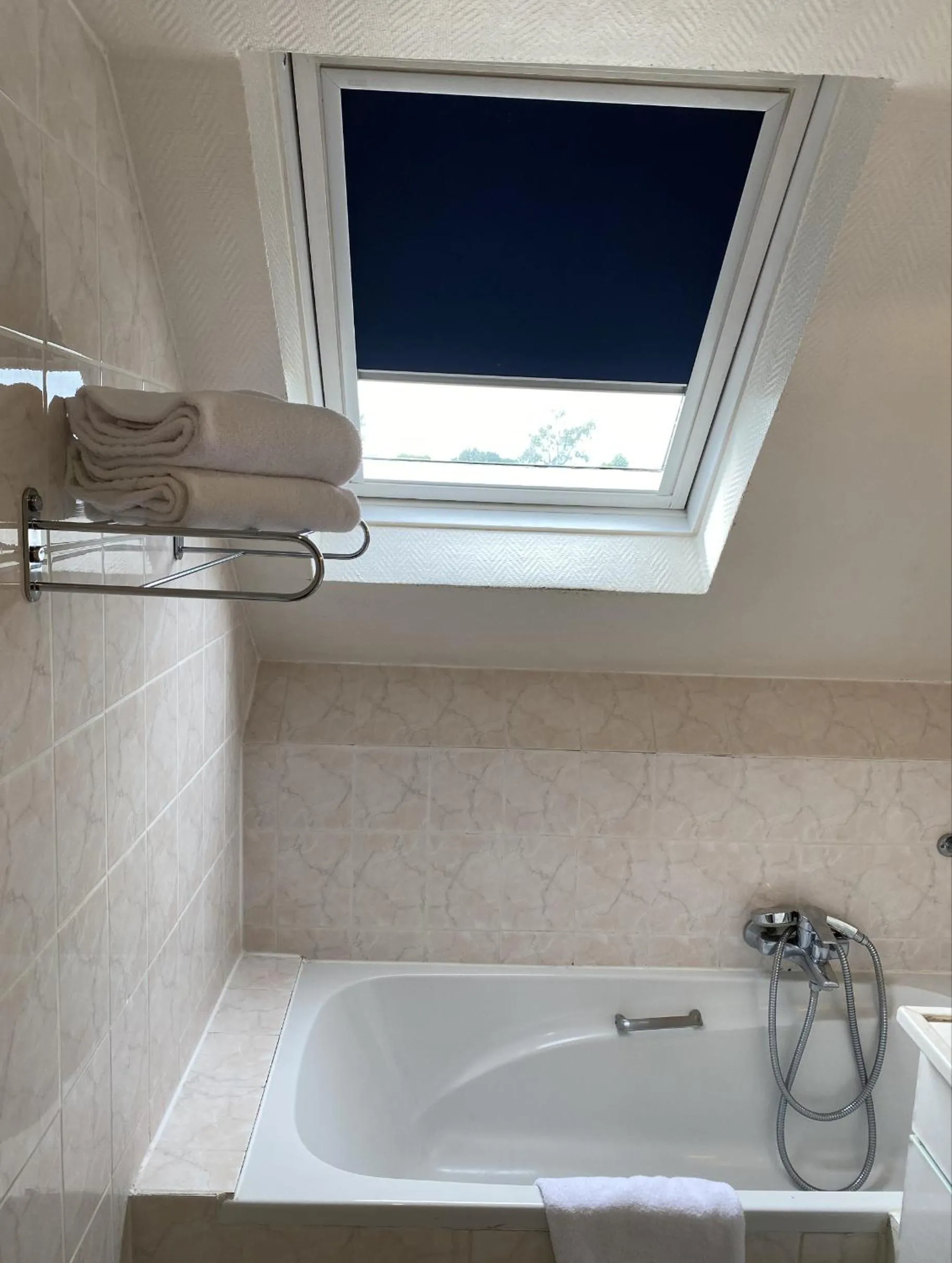 Bathroom in Logis Le Clos Deauville Saint Gatien