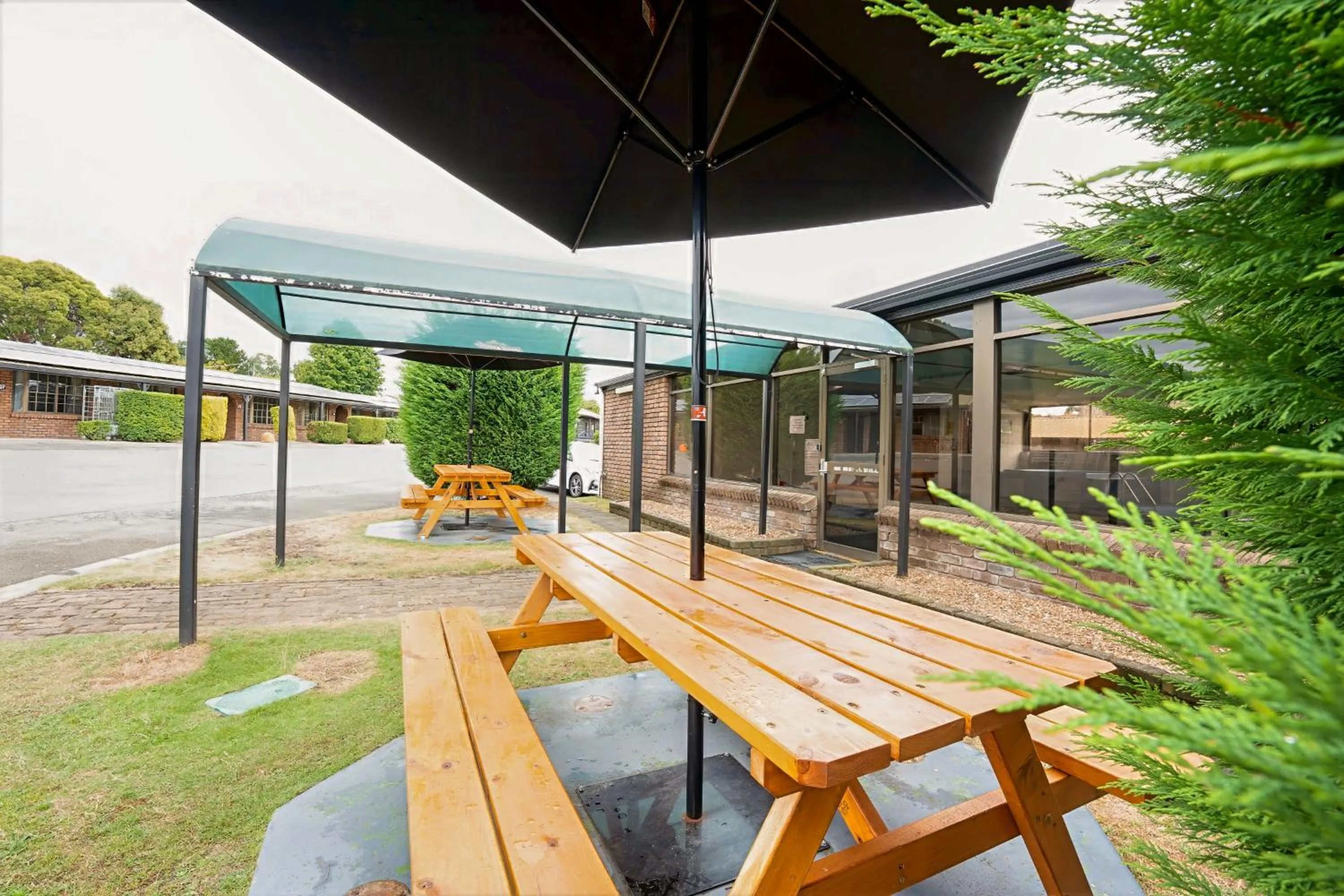 Property building in Olde Tudor Hotel