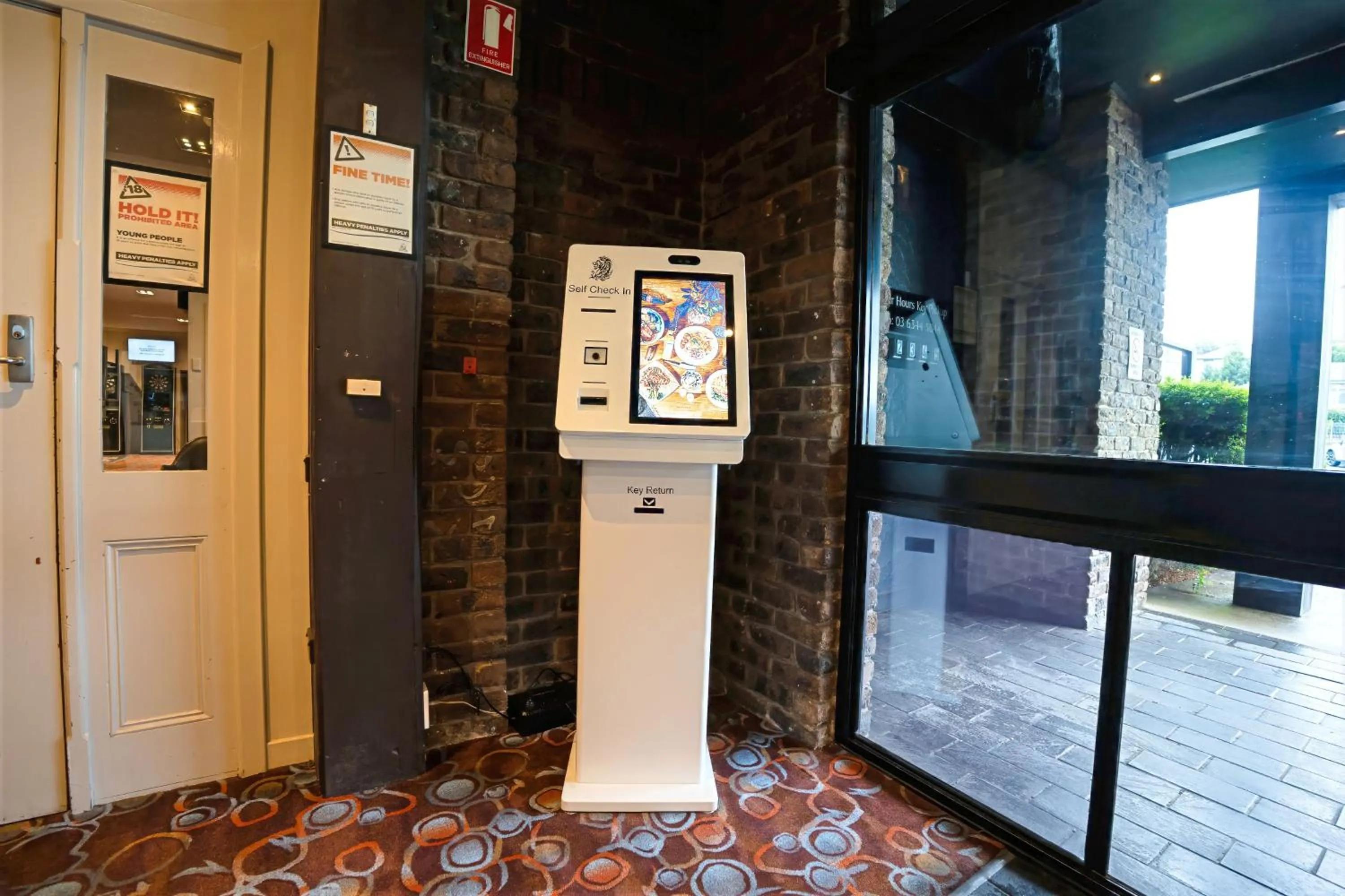 Lobby or reception in Olde Tudor Hotel
