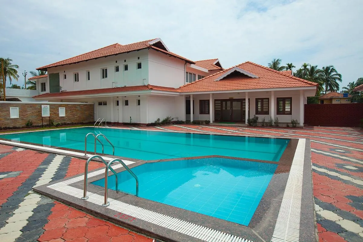Swimming pool in Le Coffee Resort