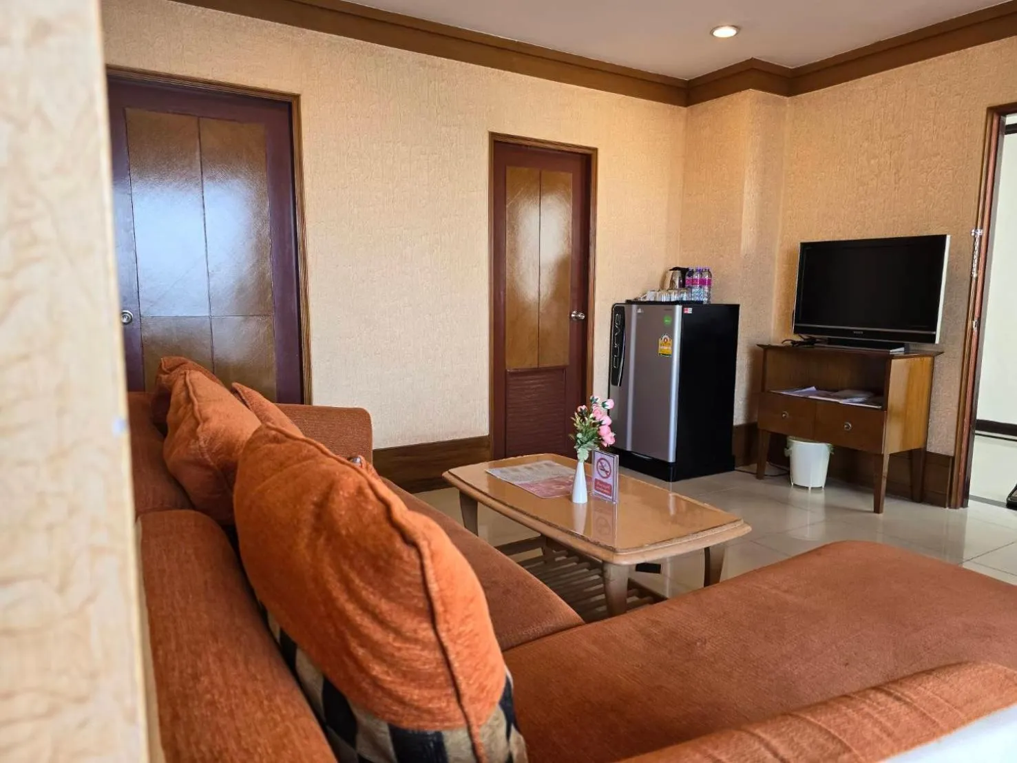 TV and multimedia in Mike Beach Resort