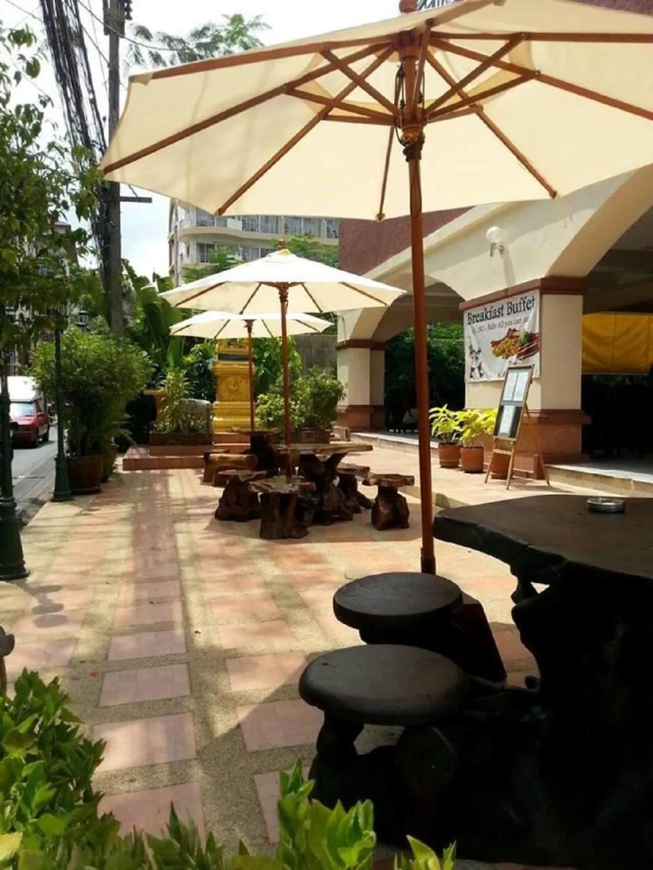 Property building in Mike Beach Resort