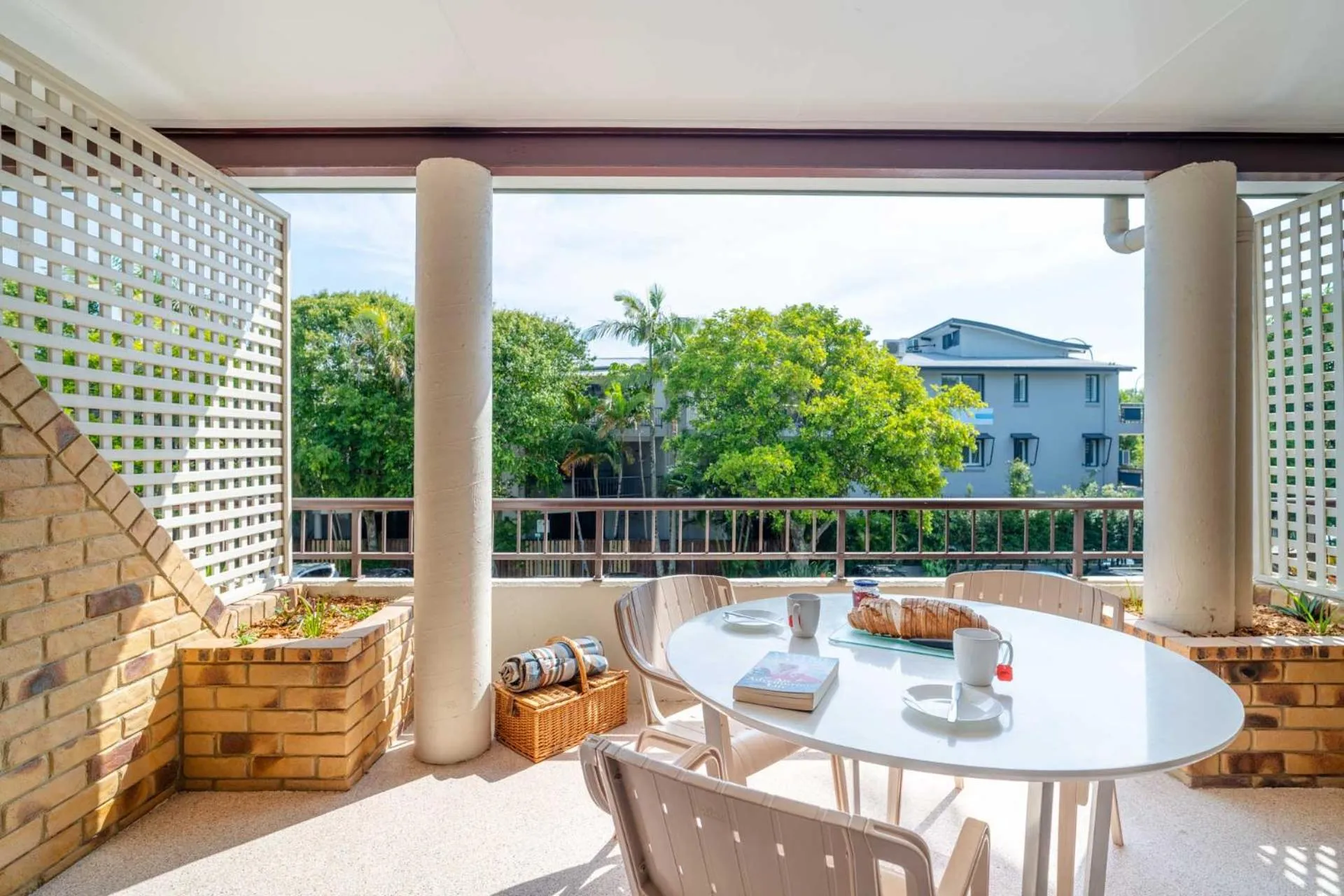 Byron Bayside Central Studio Apartments