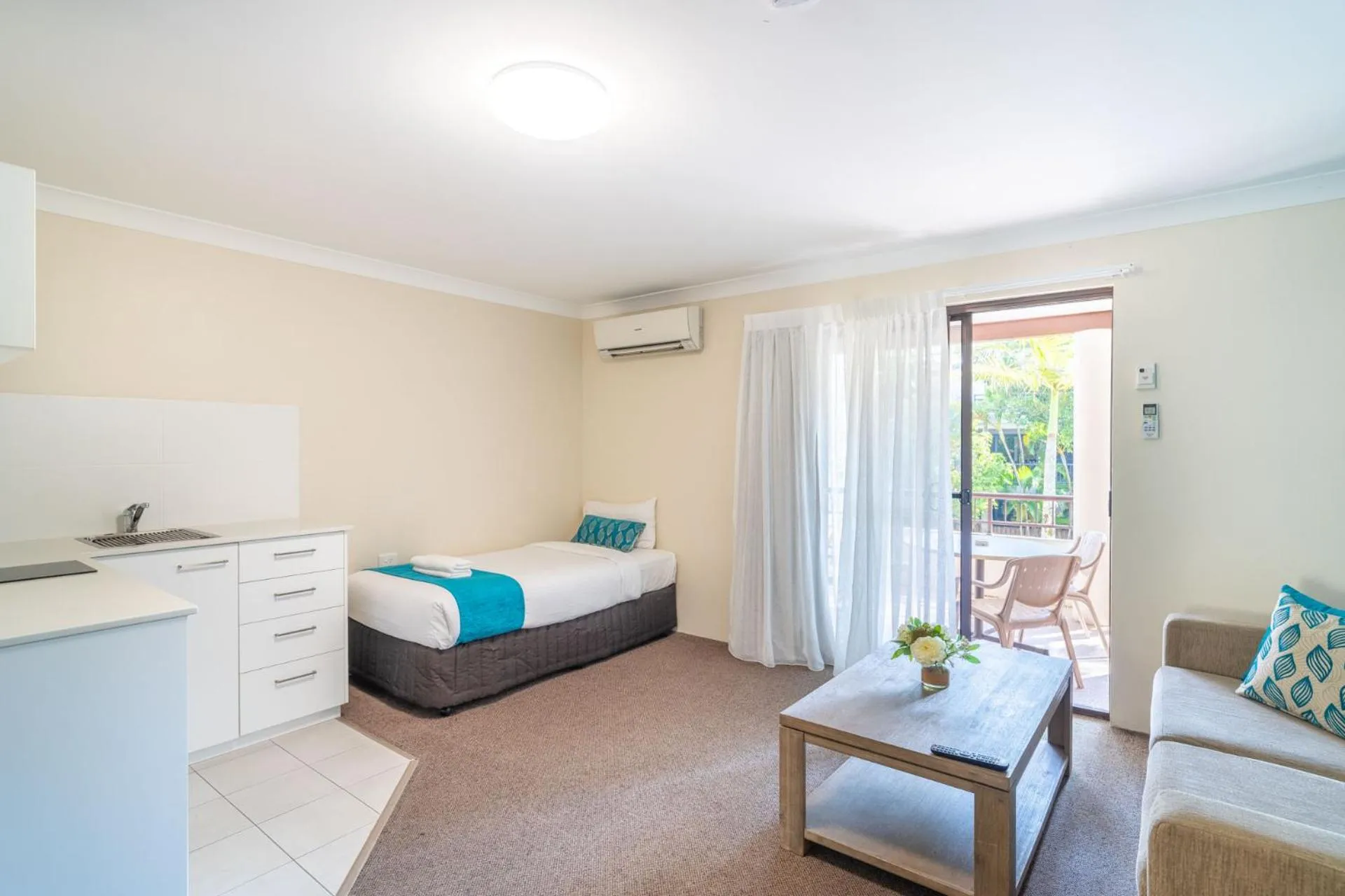 Bed in Byron Bayside Central Studio Apartments