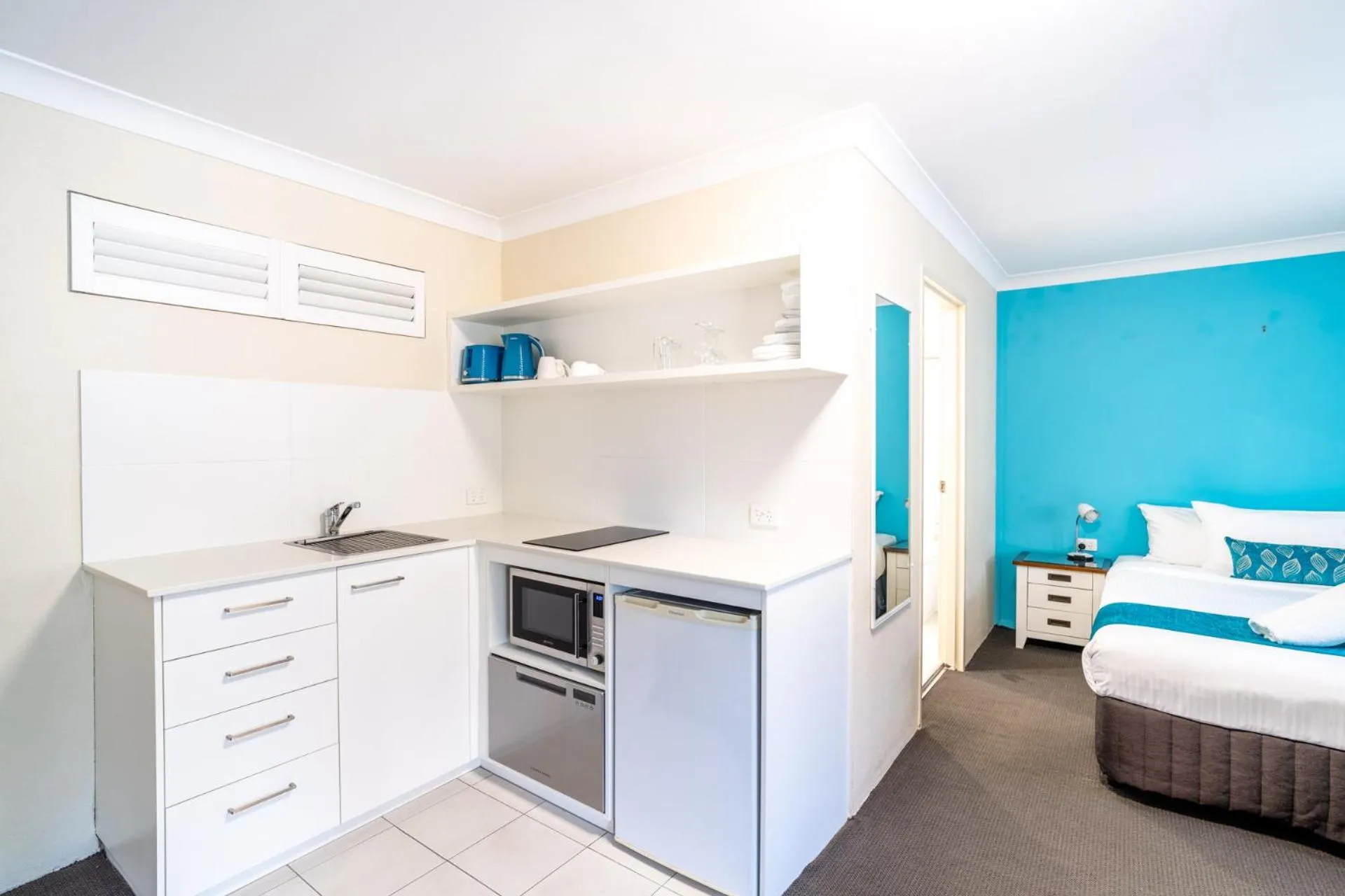 Bed in Byron Bayside Central Studio Apartments