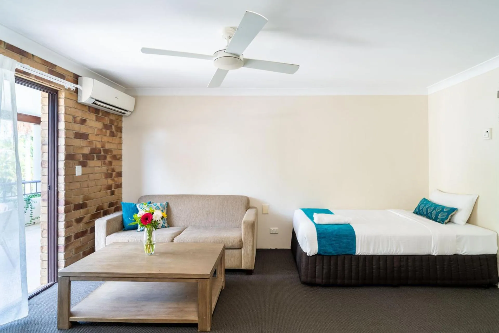 Bed in Byron Bayside Central Studio Apartments