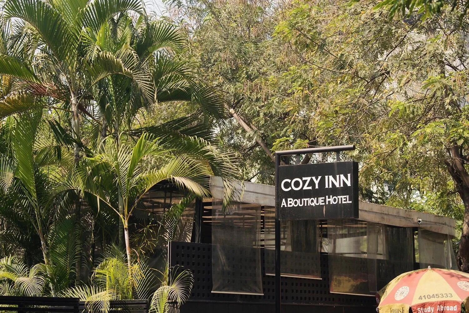 Hotel Cozy Inn