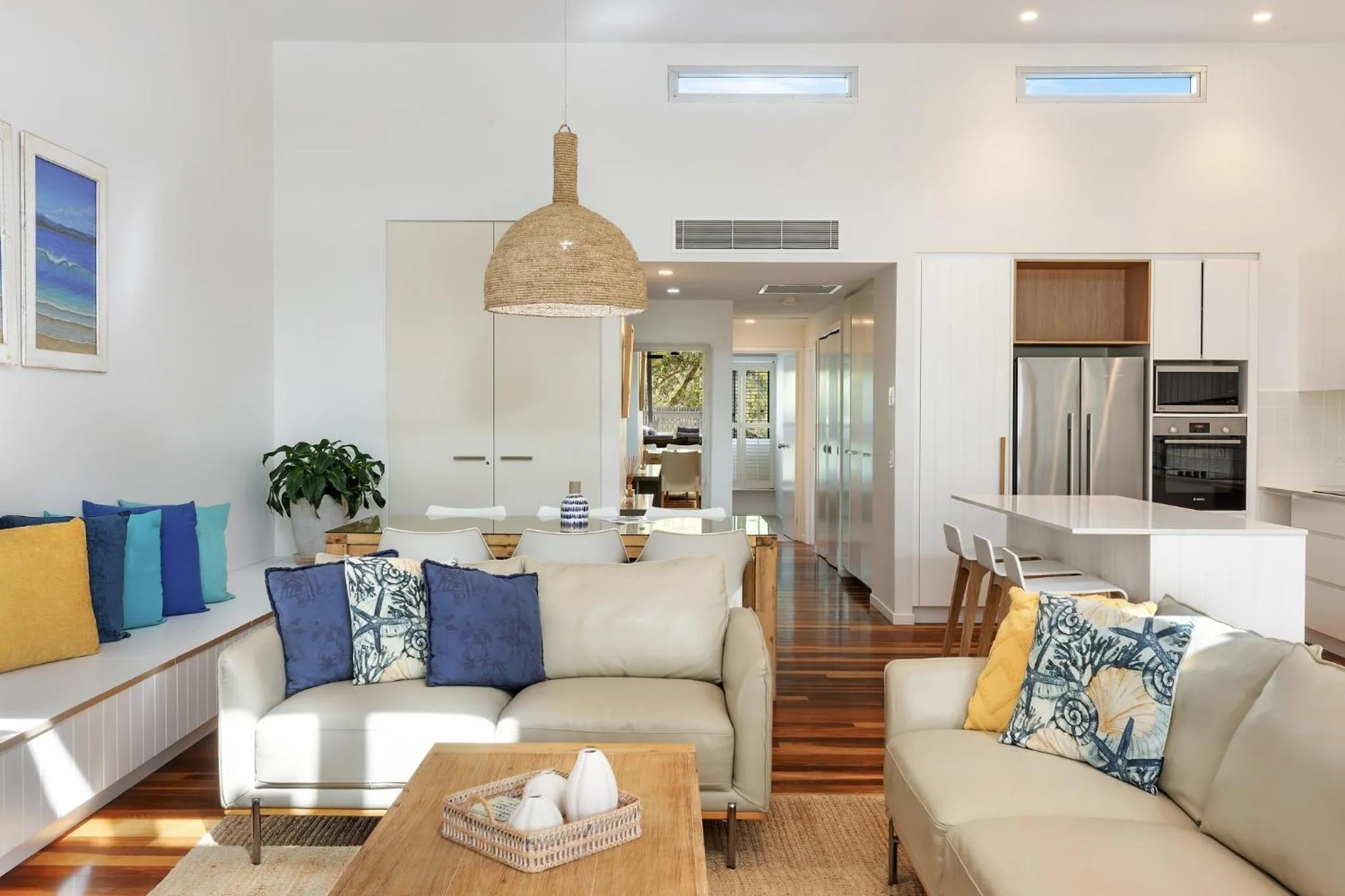 Kitchen or kitchenette in East On Byron Bay Apartments