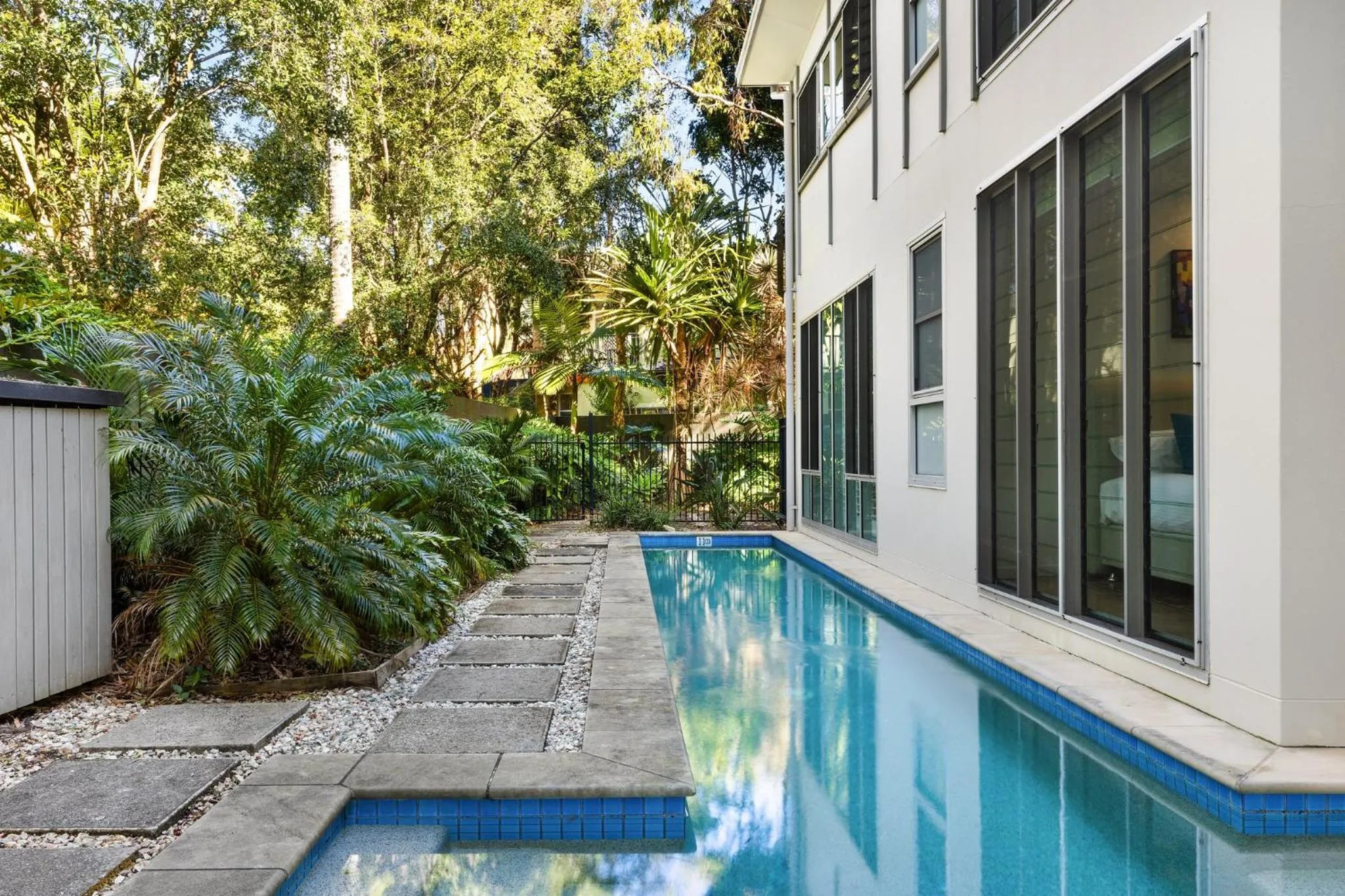 Day in East On Byron Bay Apartments