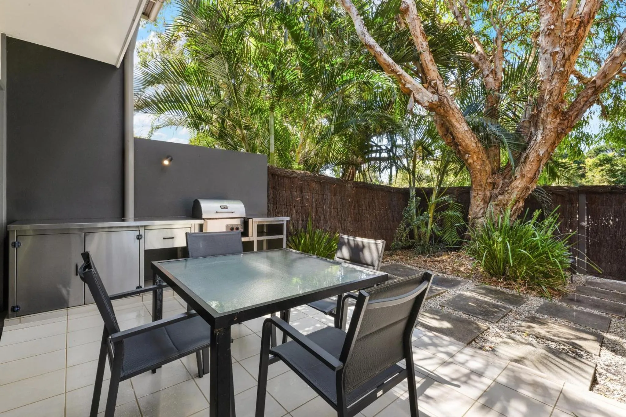 Day in East On Byron Bay Apartments
