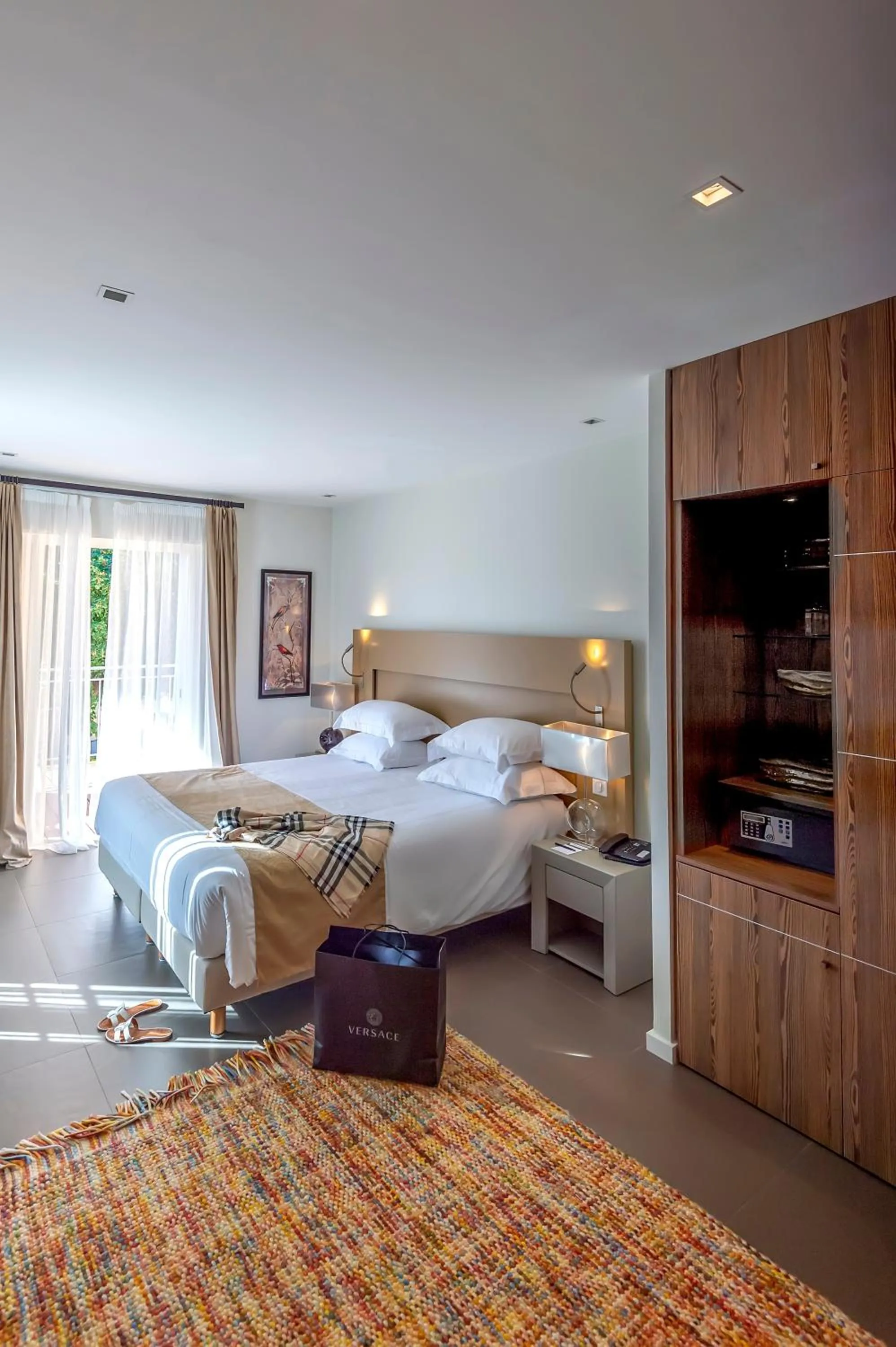 Bedroom, Bed in Hôtel Golf & Spa Château de la Bégude The Originals Collection