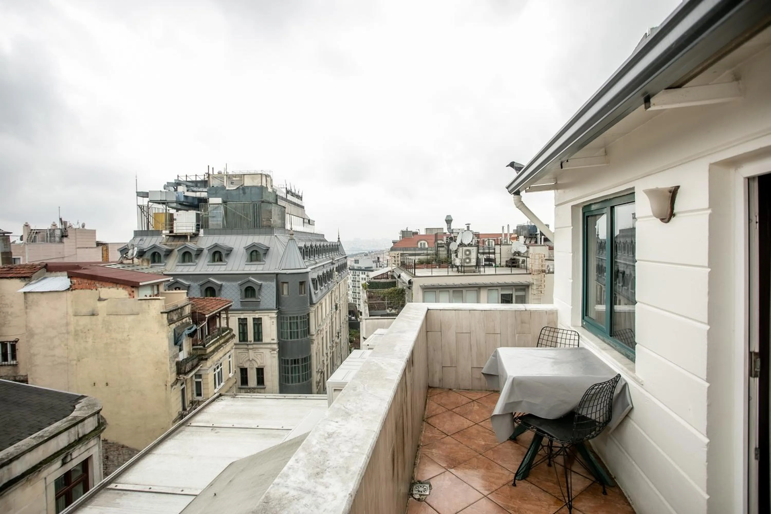 Massage in Hotel Pera Capitol