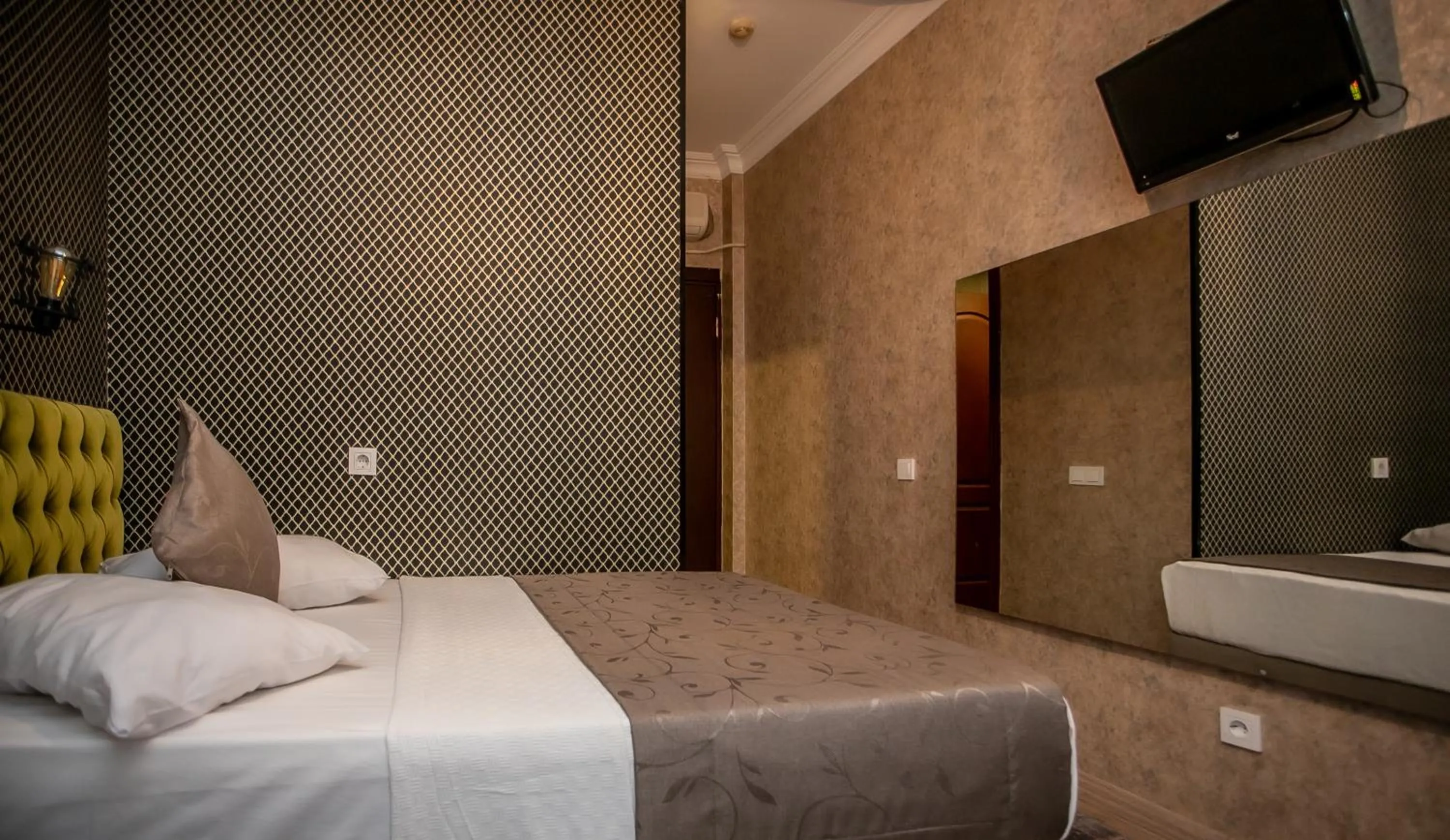 Massage, Bed in Hotel Pera Capitol