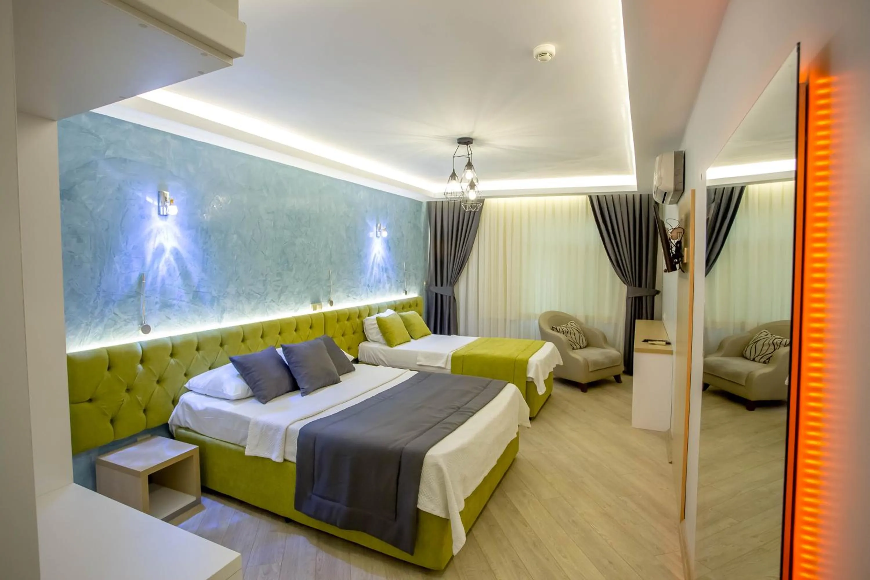 Lobby or reception, Bed in Hotel Pera Capitol