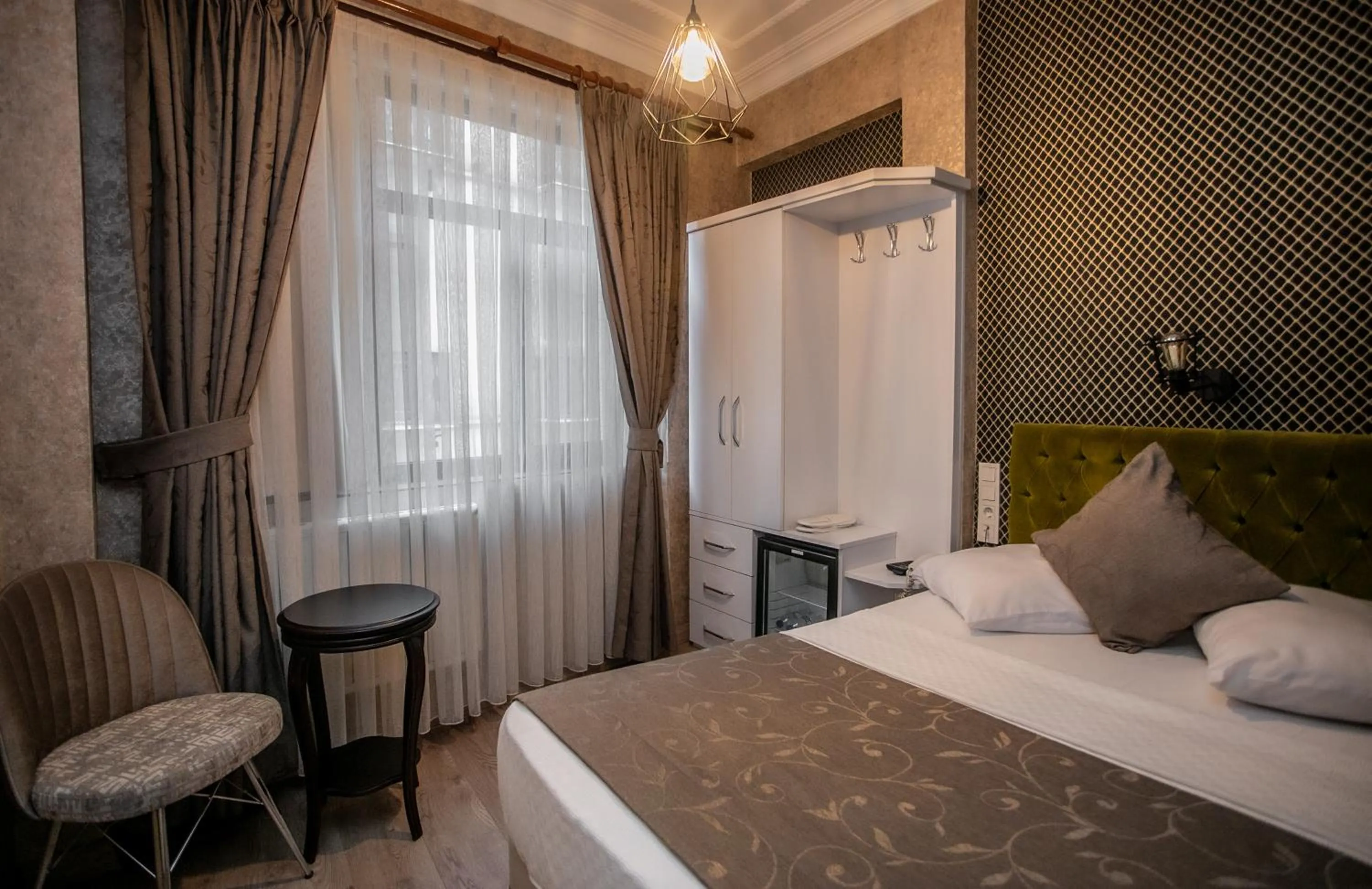 Massage, Bed in Hotel Pera Capitol