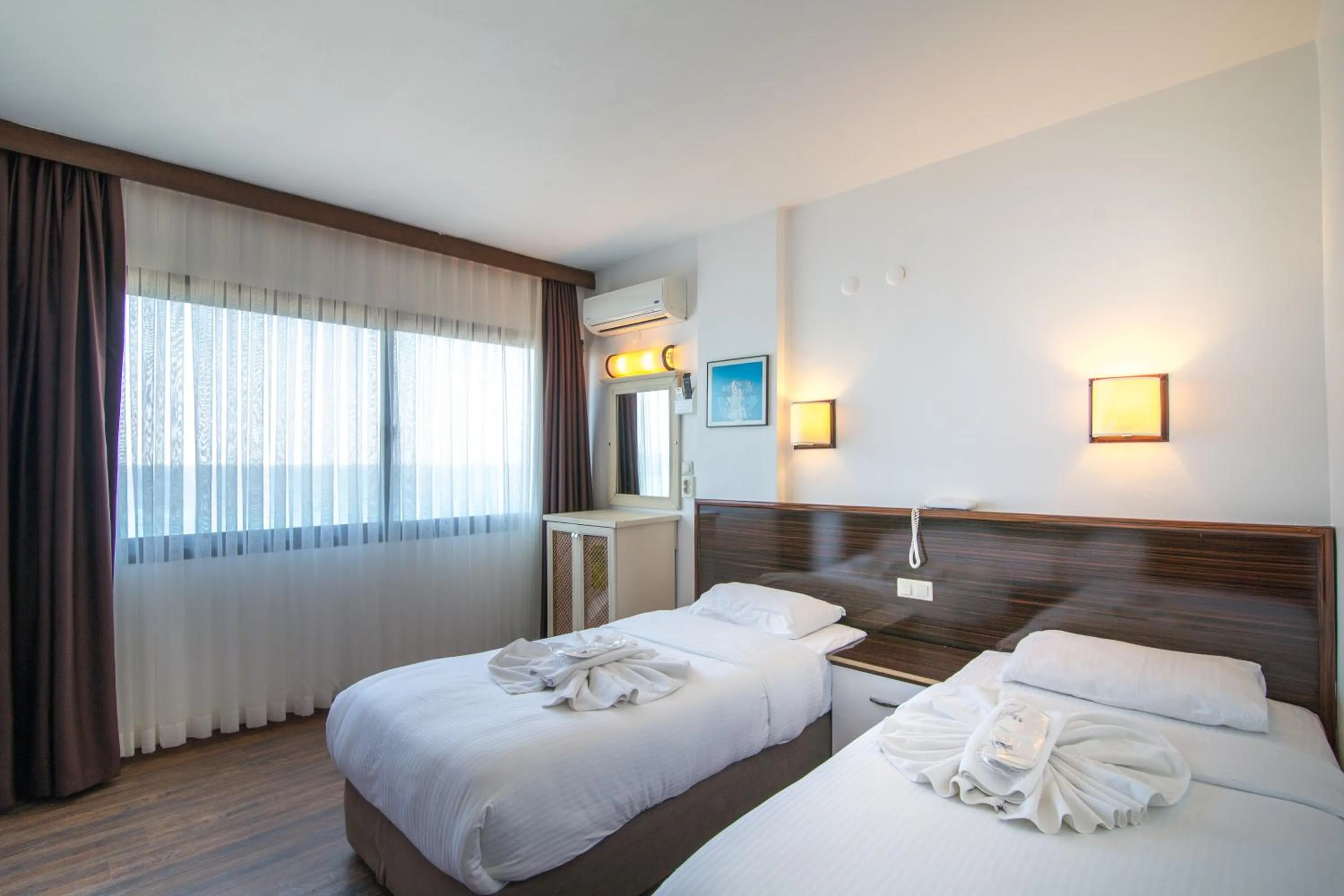 Sea view, Bed in Sunday Beach Hotel