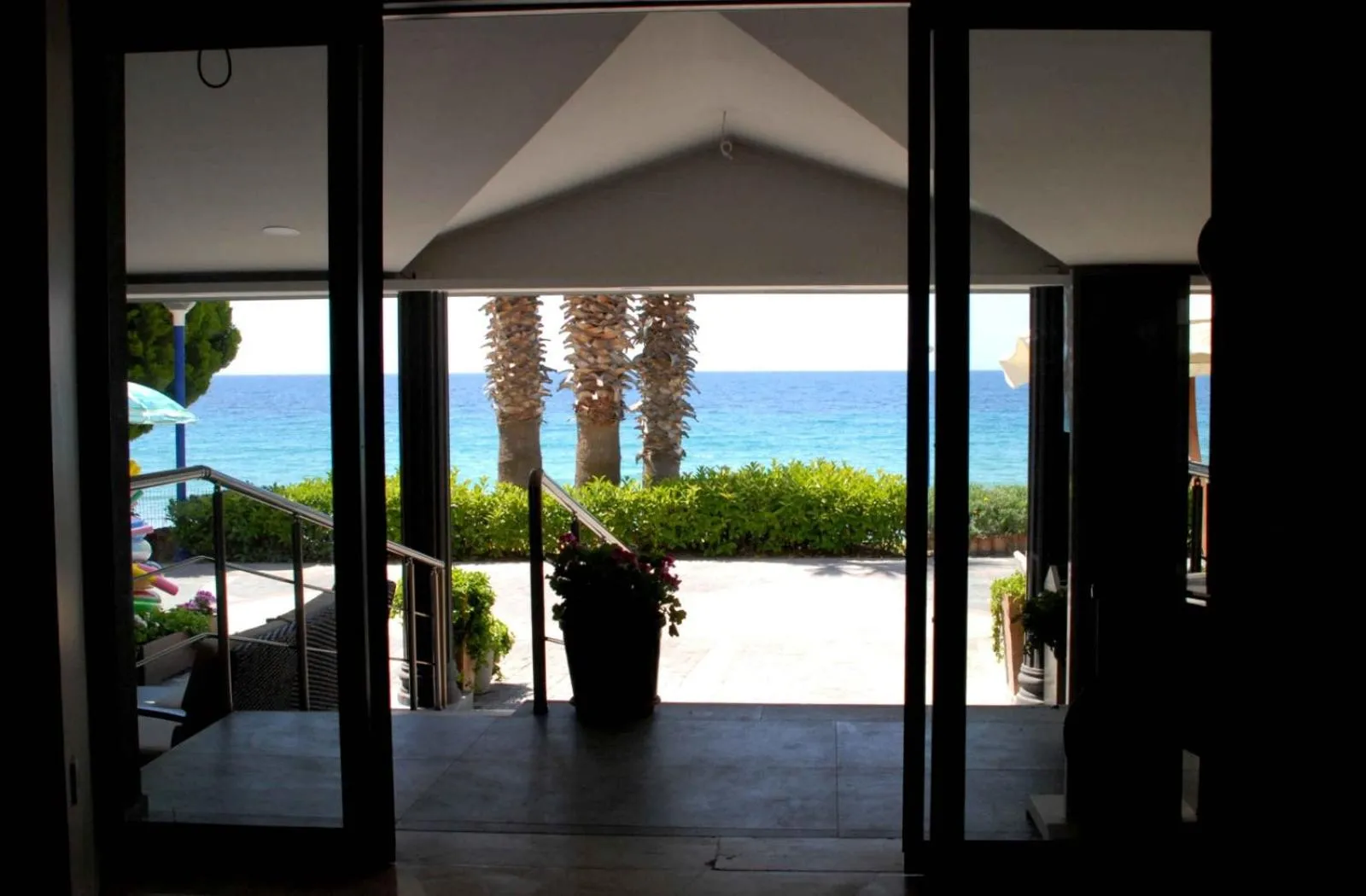 Property building in Sunday Beach Hotel