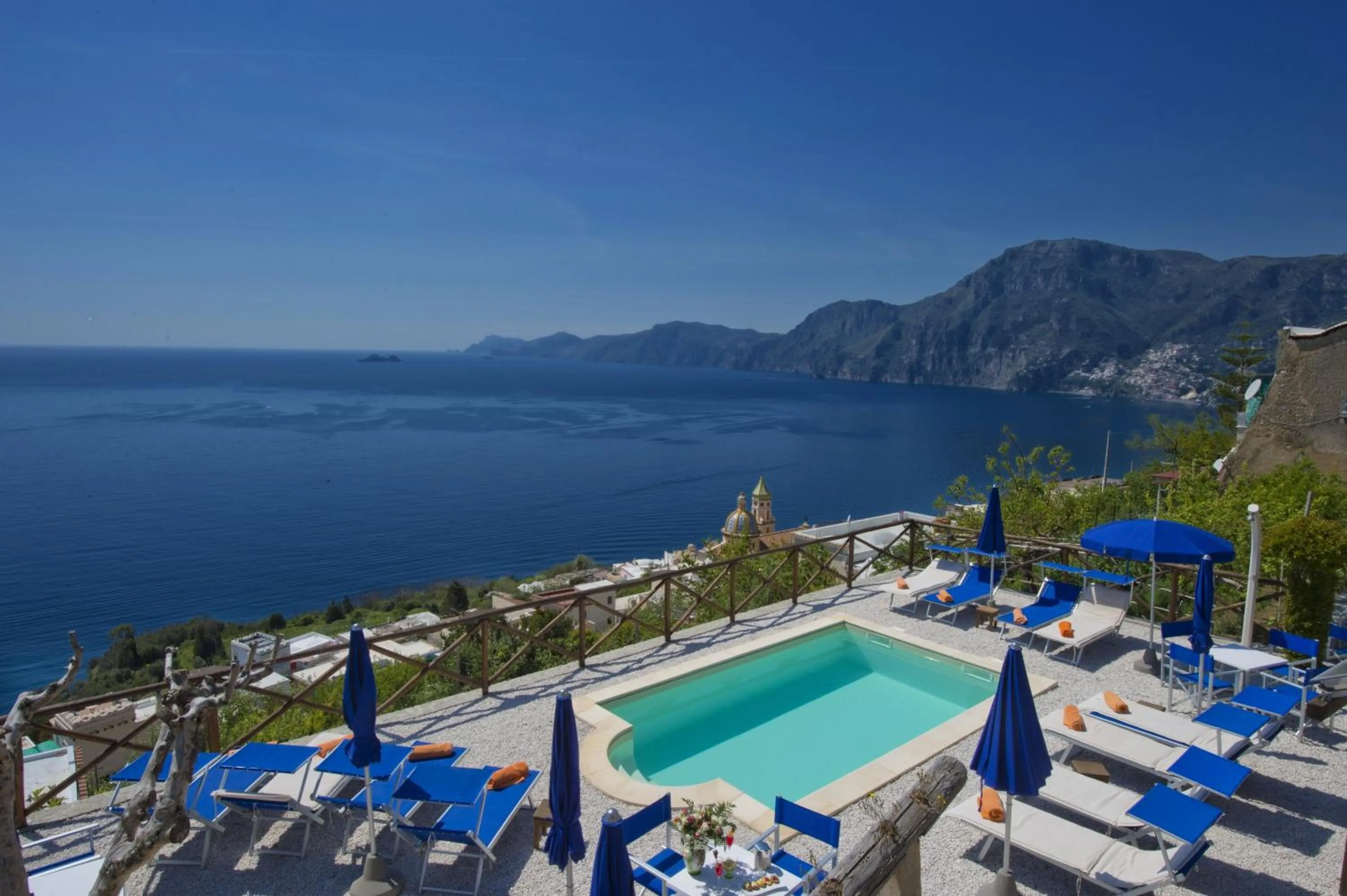 Day in Villa Il Frantoio and Lilmar