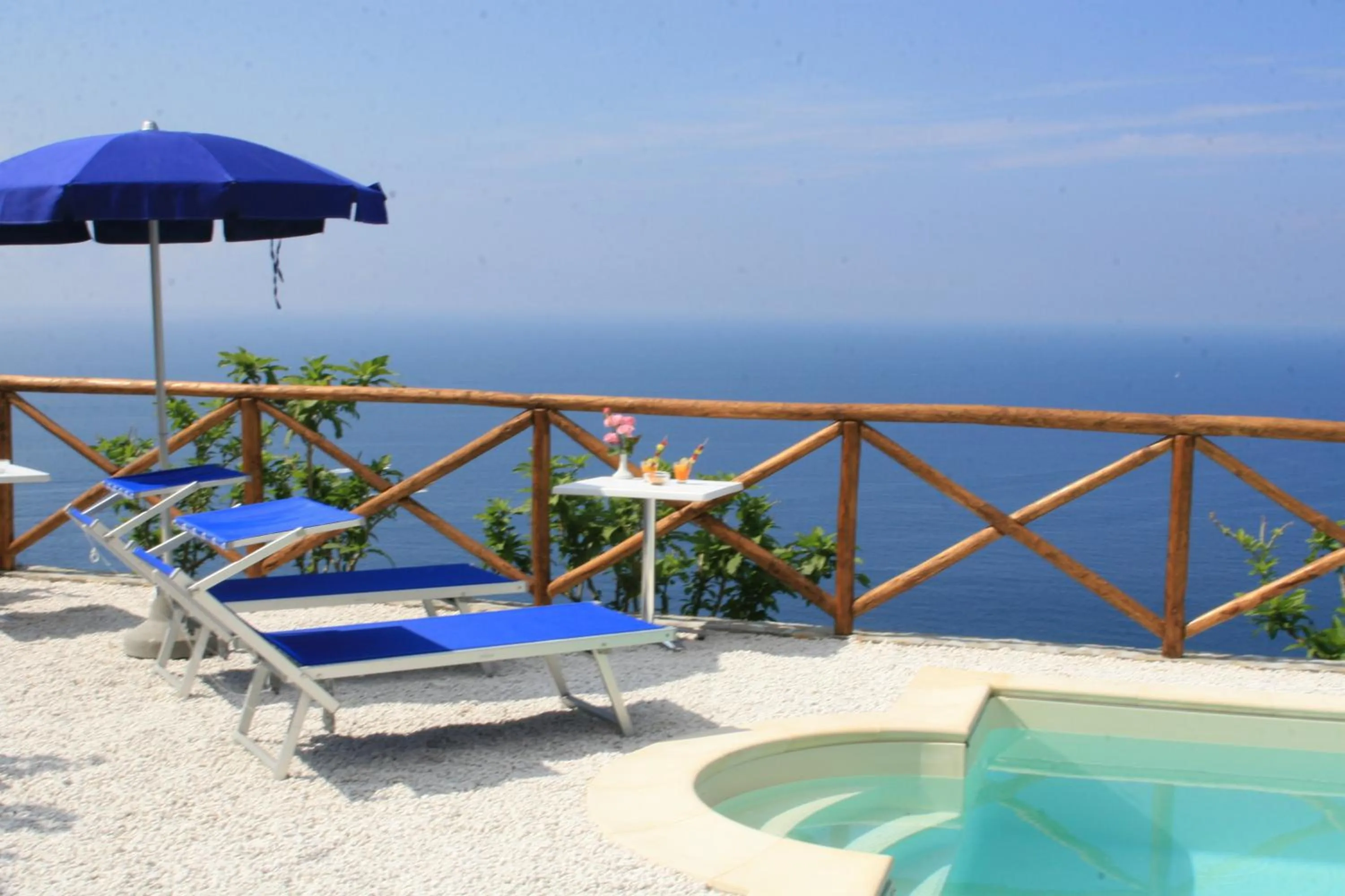 Day in Villa Il Frantoio and Lilmar