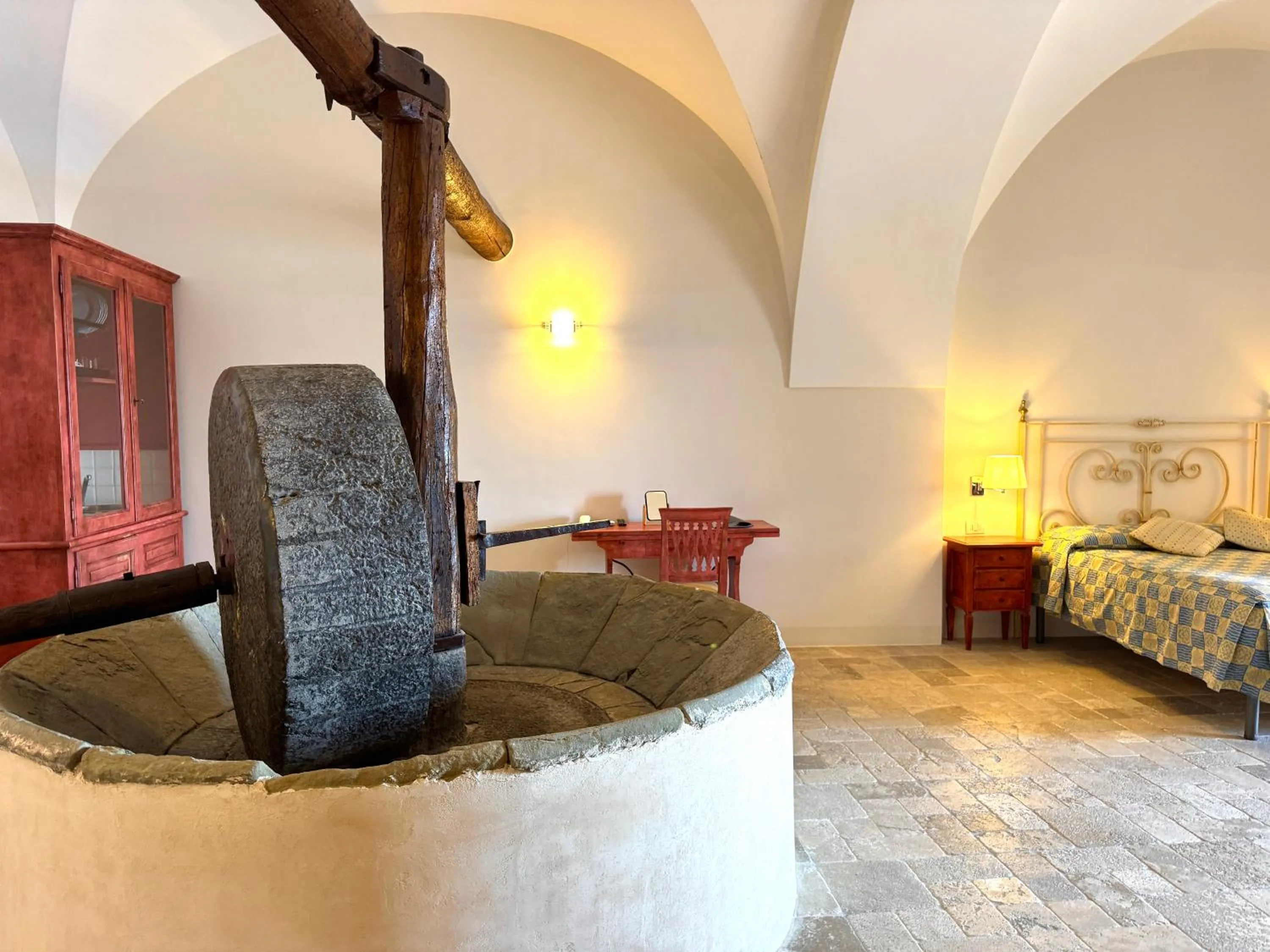 Bed in Villa Il Frantoio and Lilmar