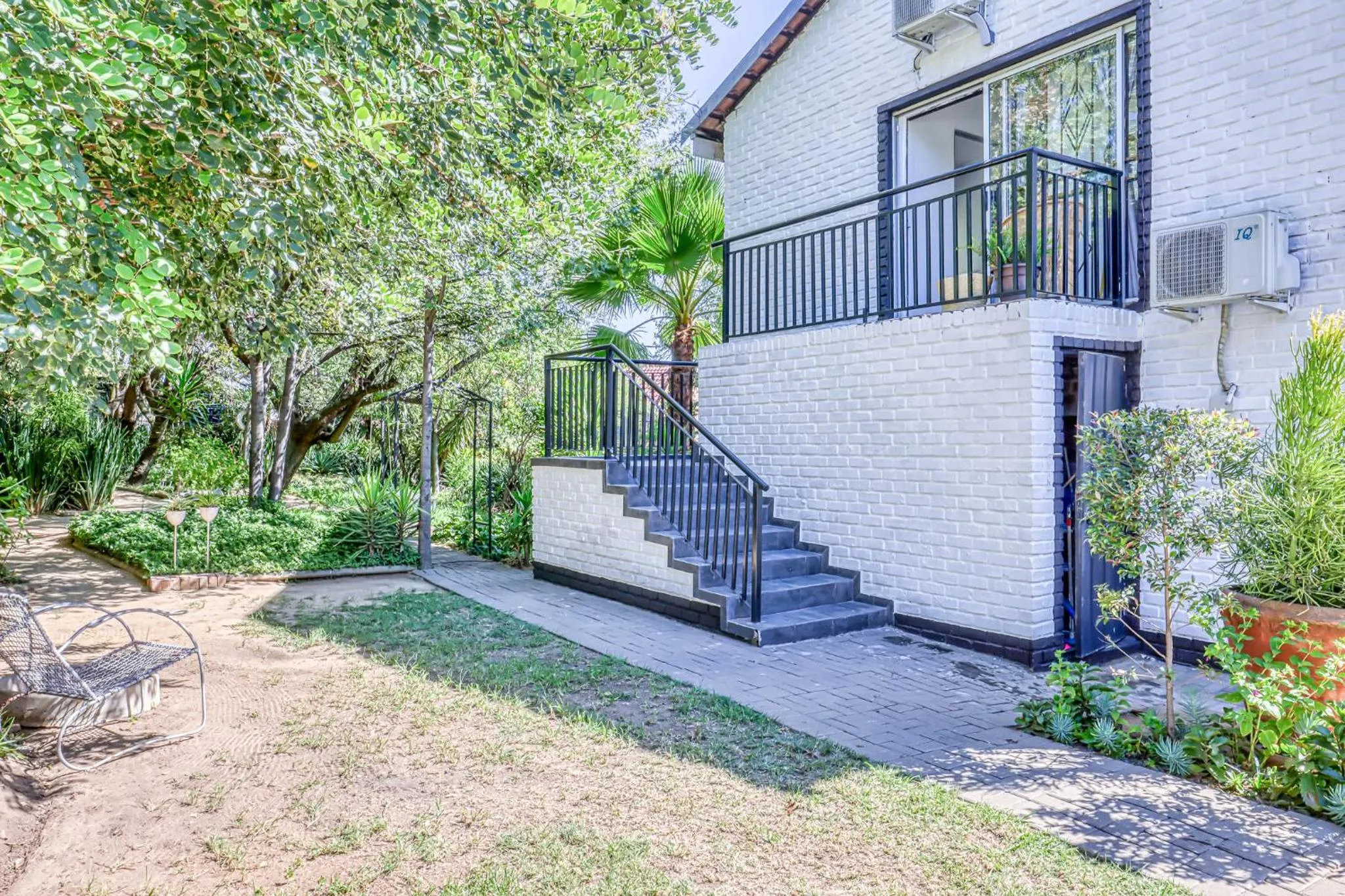 Property building in The Bedford Manor