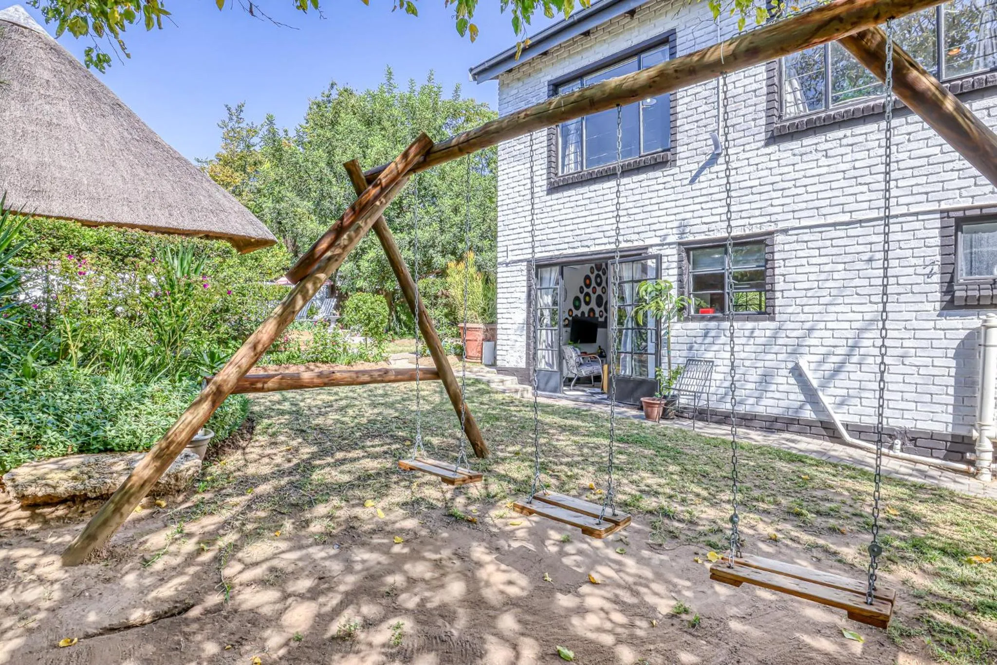 Property building in The Bedford Manor