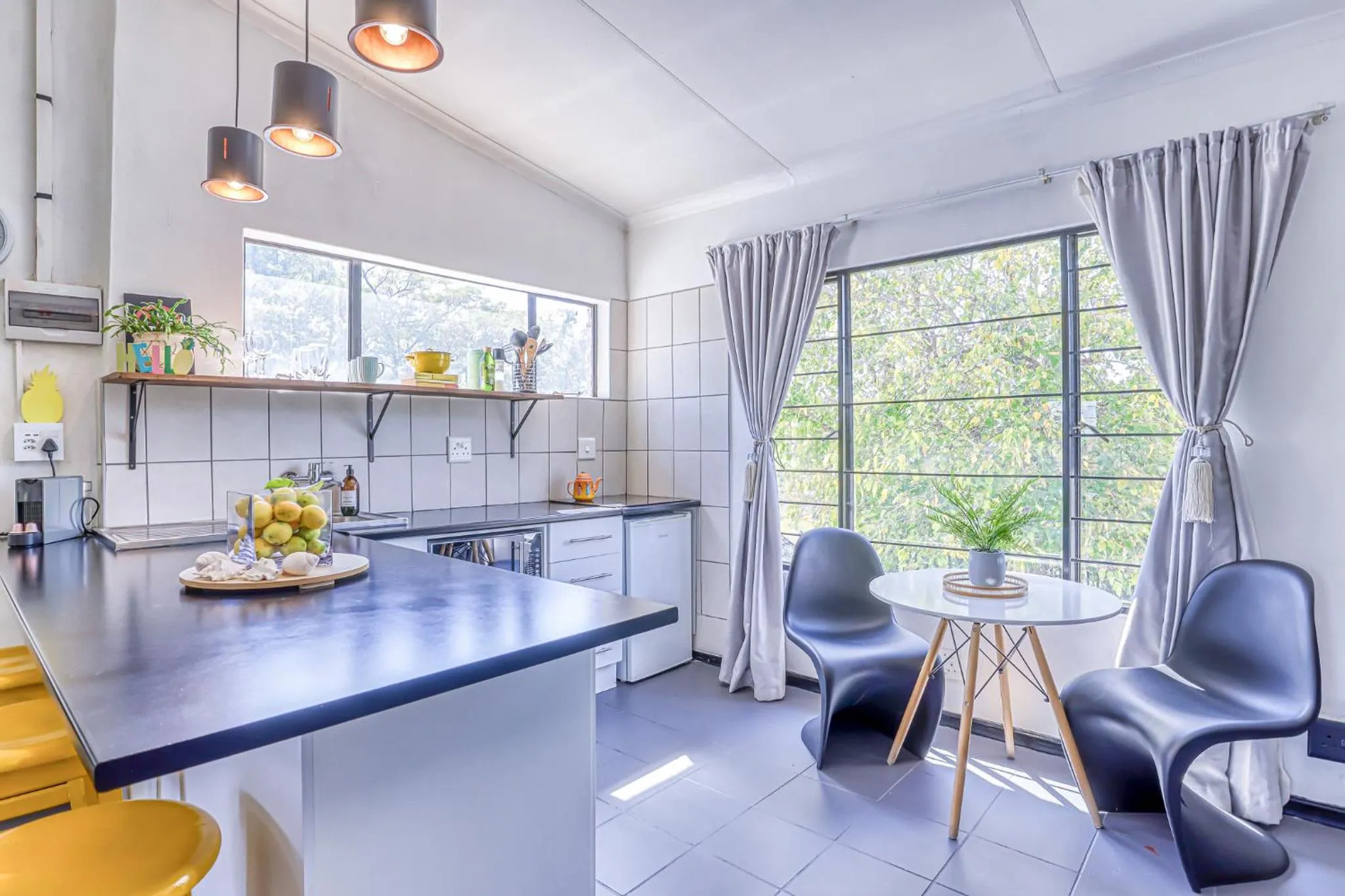 Kitchen or kitchenette in The Bedford Manor