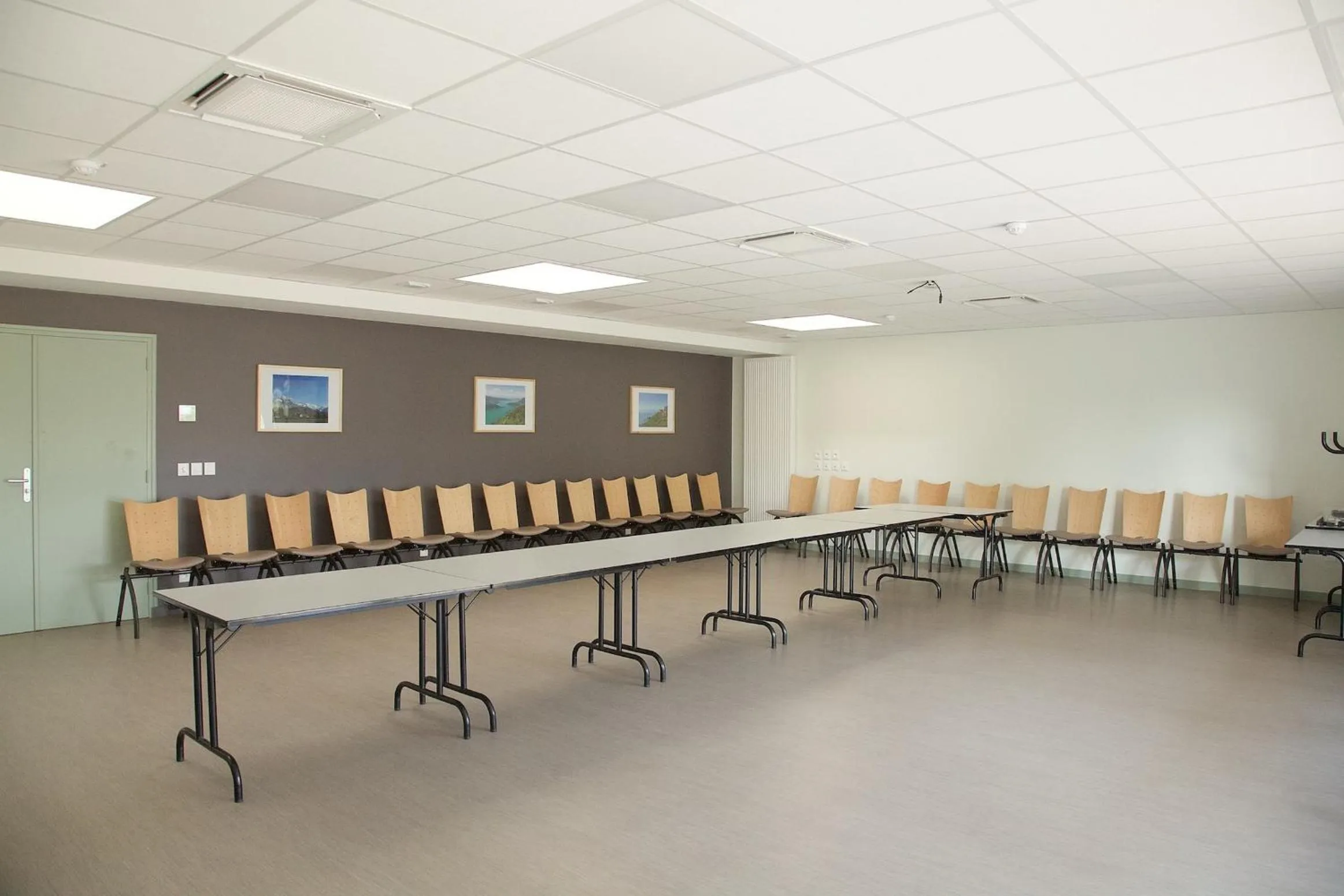 Business facilities in Centre Jean XXIII