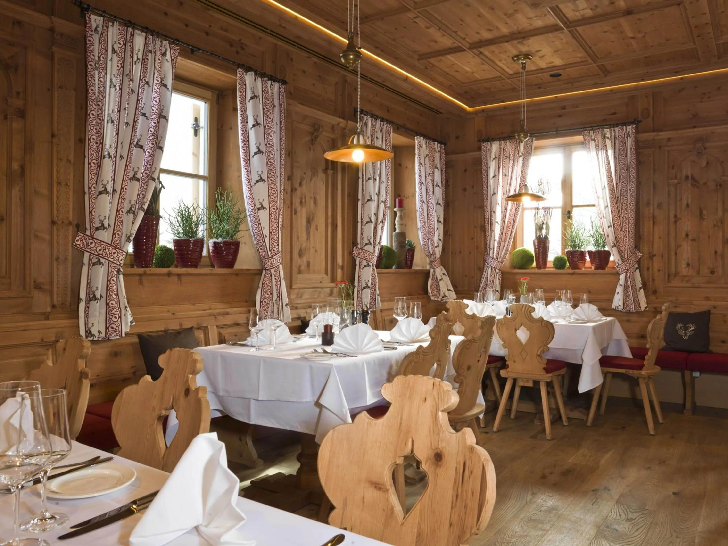 Restaurant/places to eat in Ortner's Resort